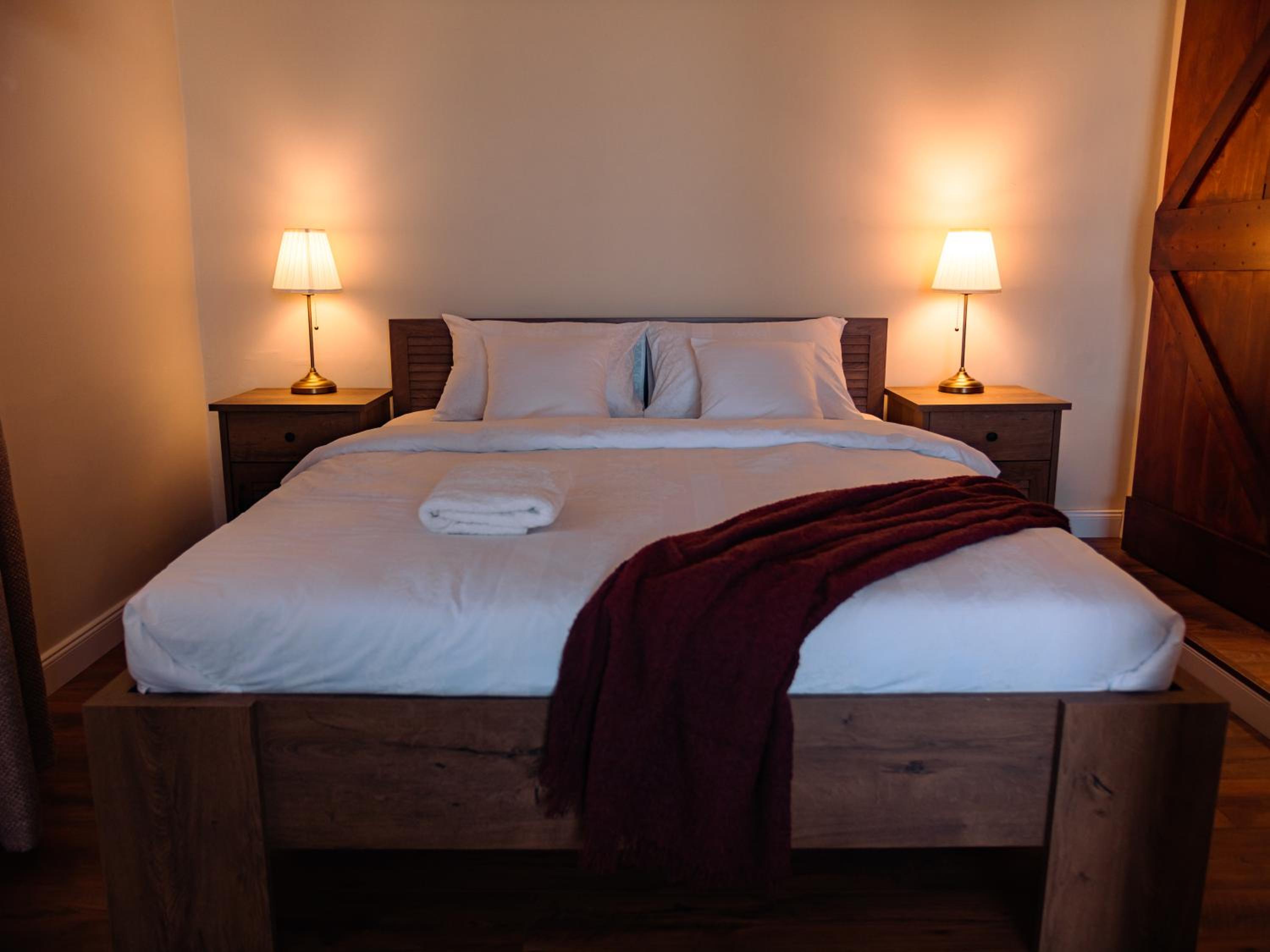 One-Bedroom Apartment - Photo 15