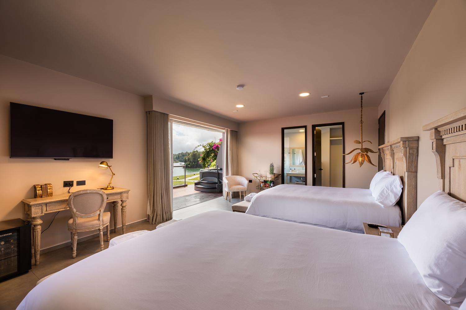 Deluxe Double or Twin Room photo 3