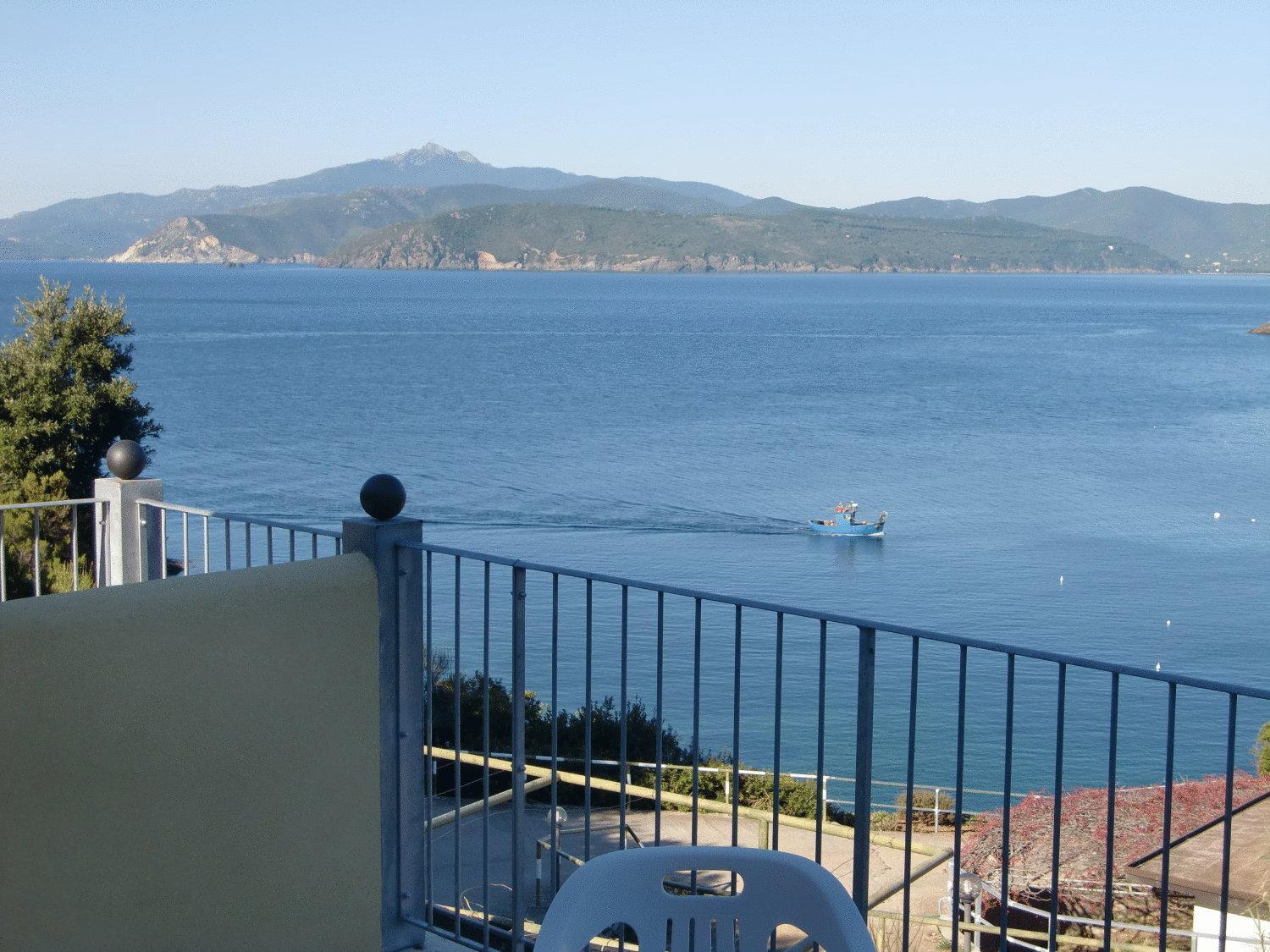 Superior Double or Twin Room with Sea View - Photo 4