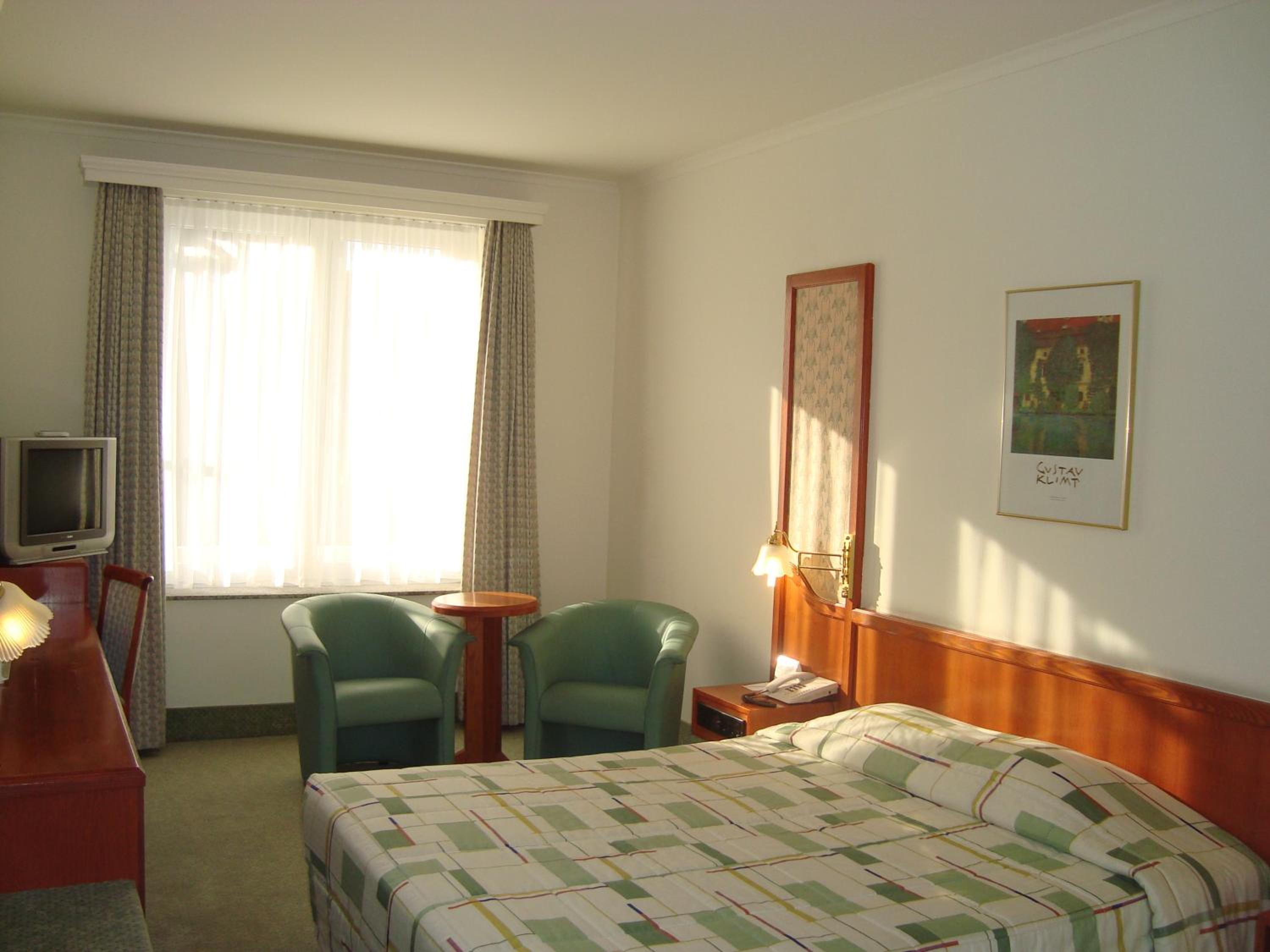 Standard Double Room photo 3