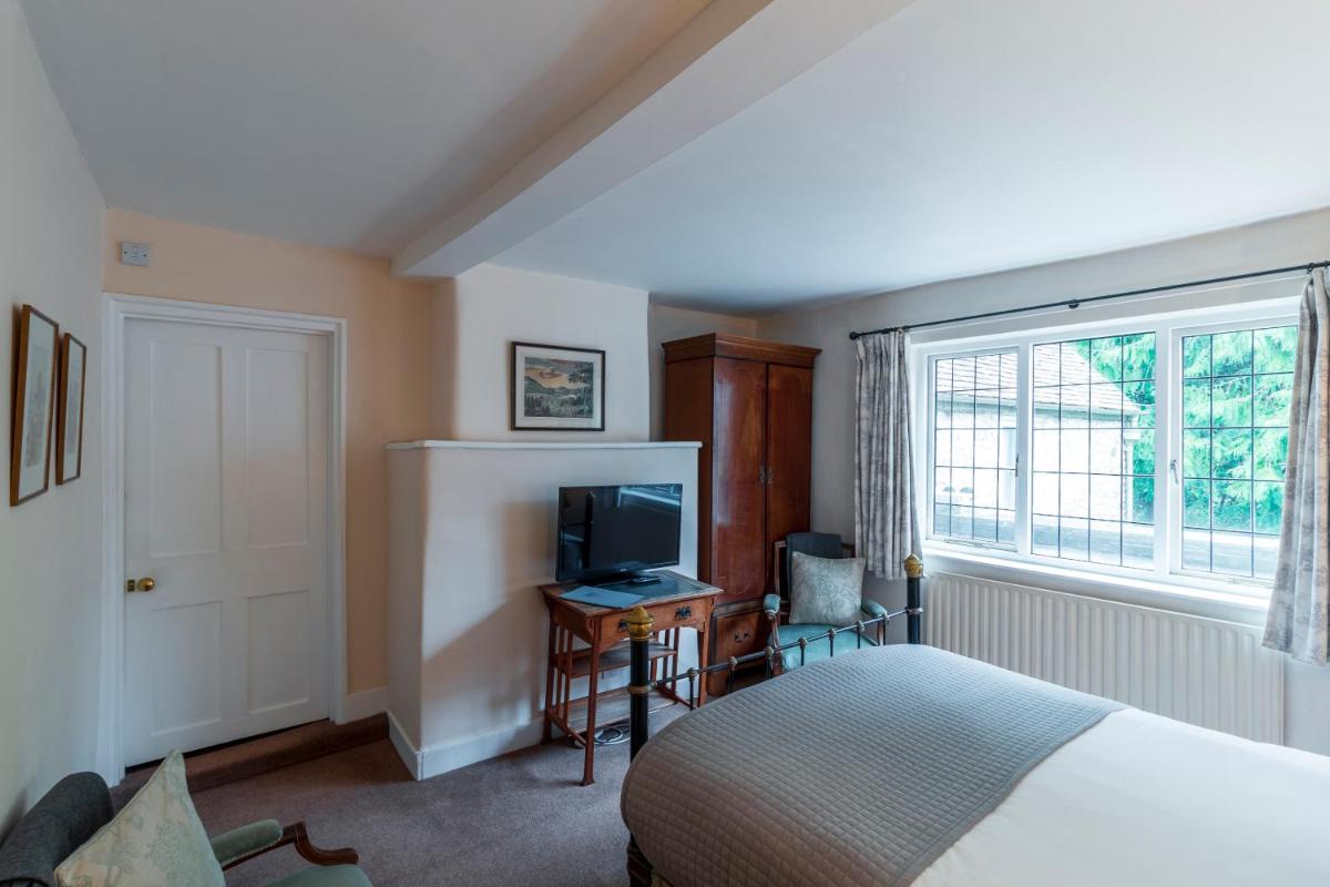 Family Room - Photo 7