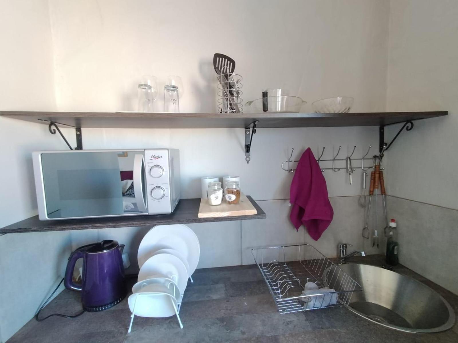 Standard Double Room - Photo 5