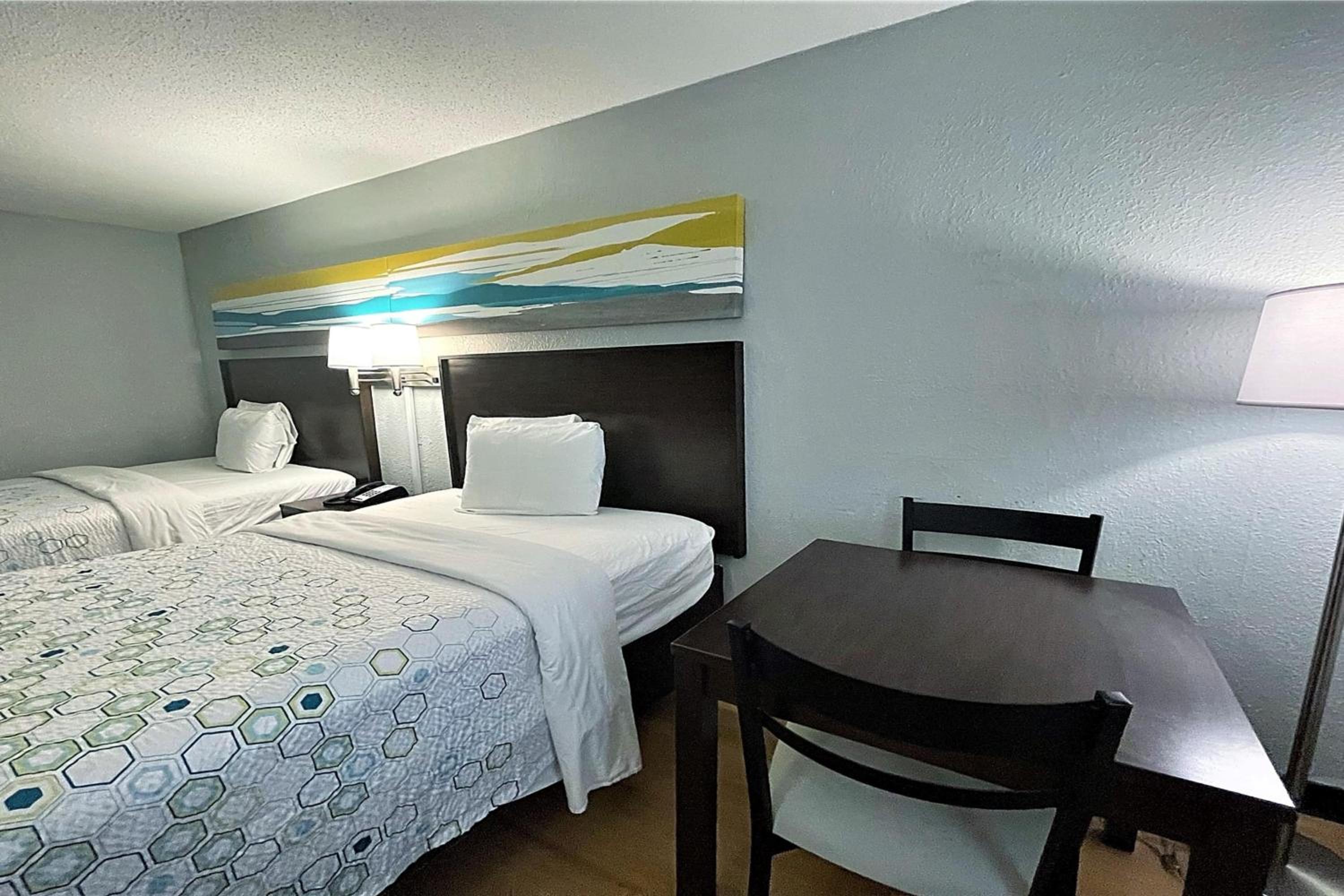 Suite with Two Double Beds Non-Smoking photo 3
