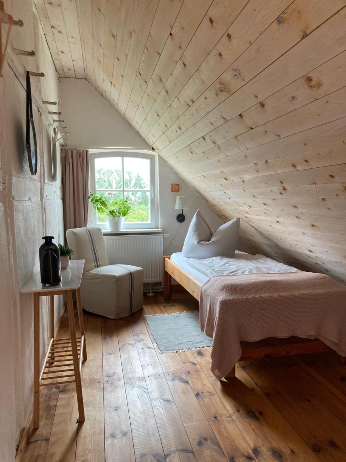 Single Room with Garden View photo 2
