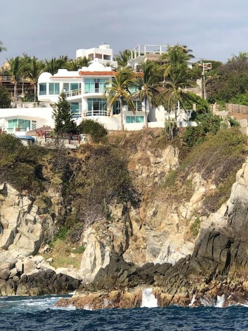 Villa photo 2