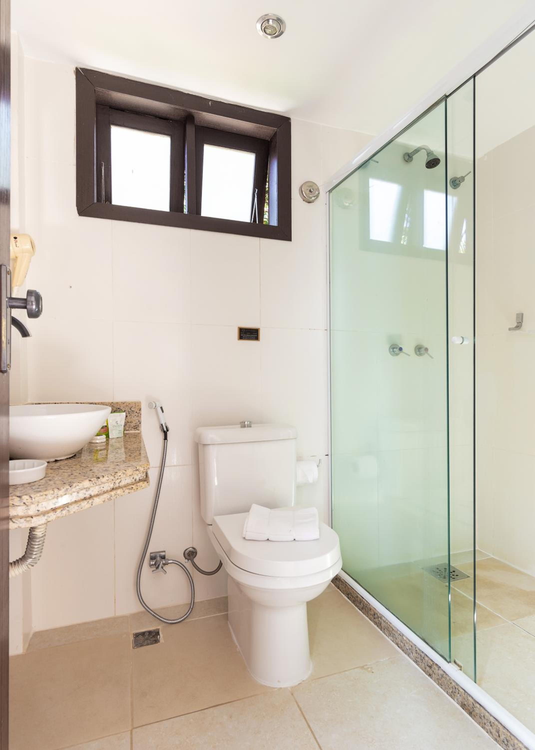 Standard Suite with Garden View - Photo 23