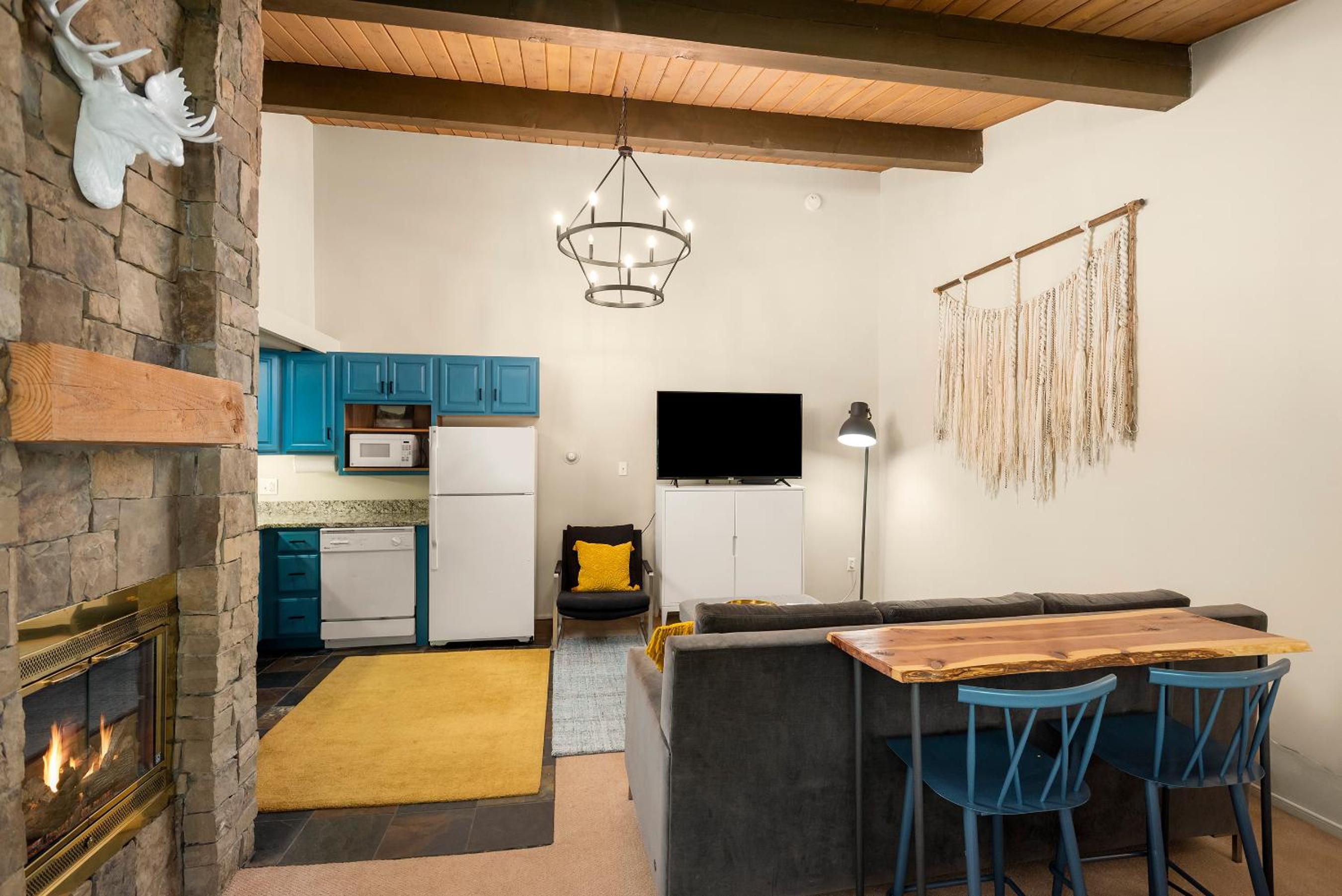 Studio Apartment photo 3