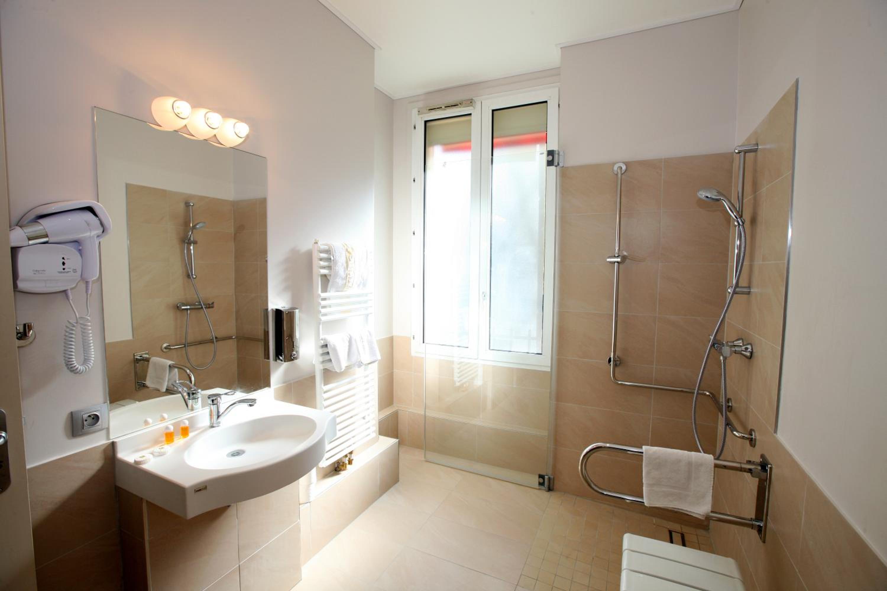 Hôtel Sunny - Photo 25