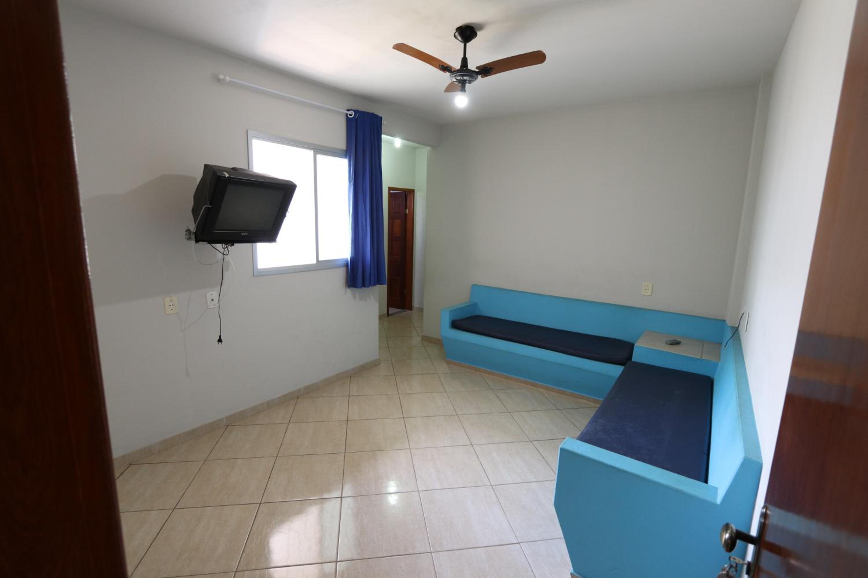 Two-Bedroom Apartment - Photo 23