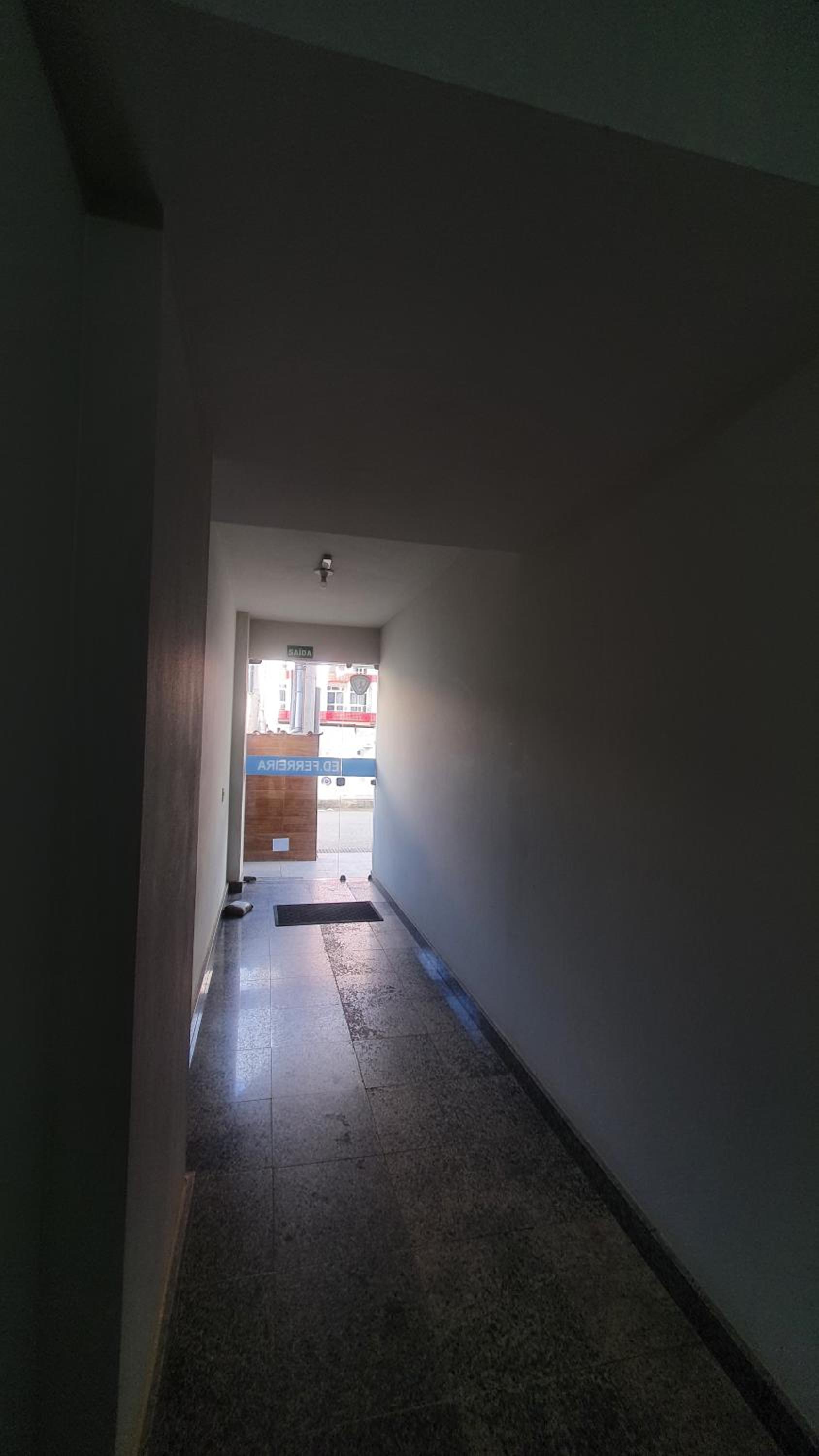 Two-Bedroom Apartment - Photo 11