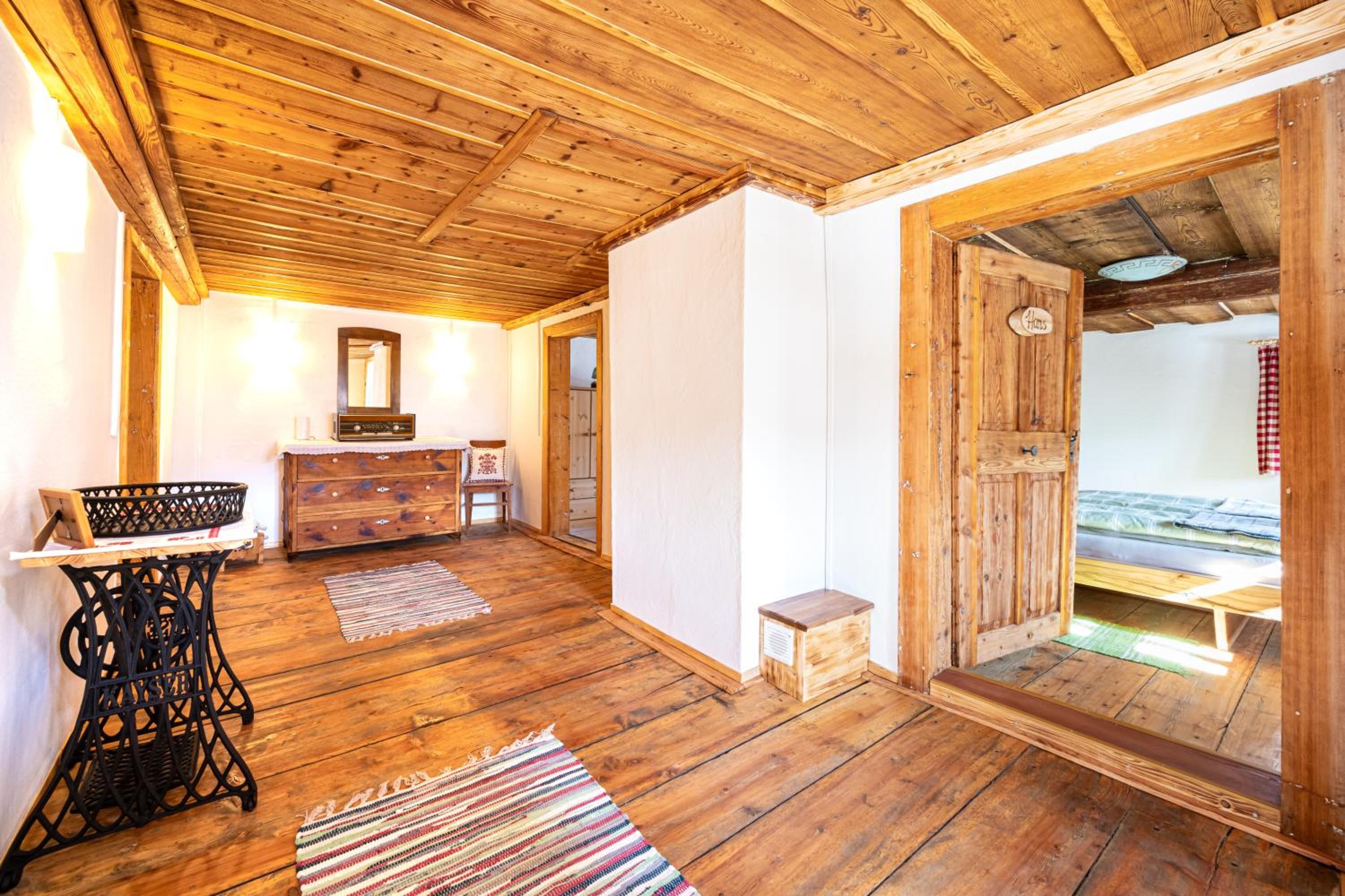 Three-Bedroom House photo 1