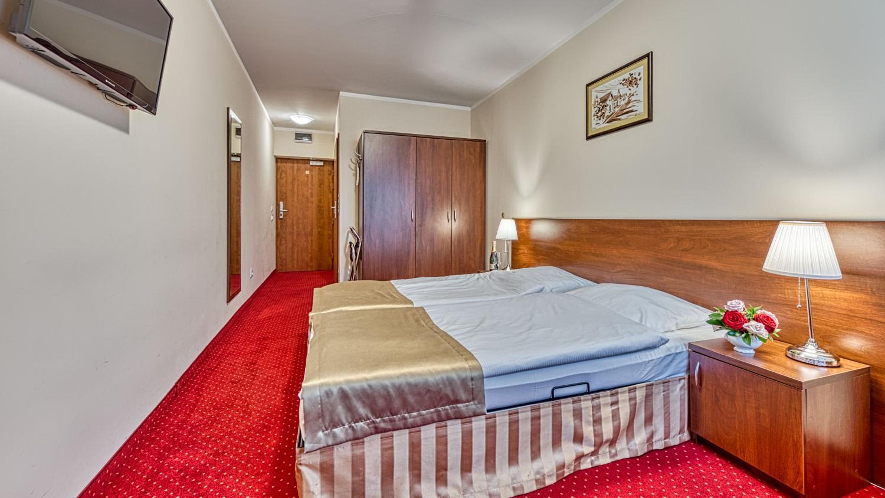 Standard Double Room - Photo 1