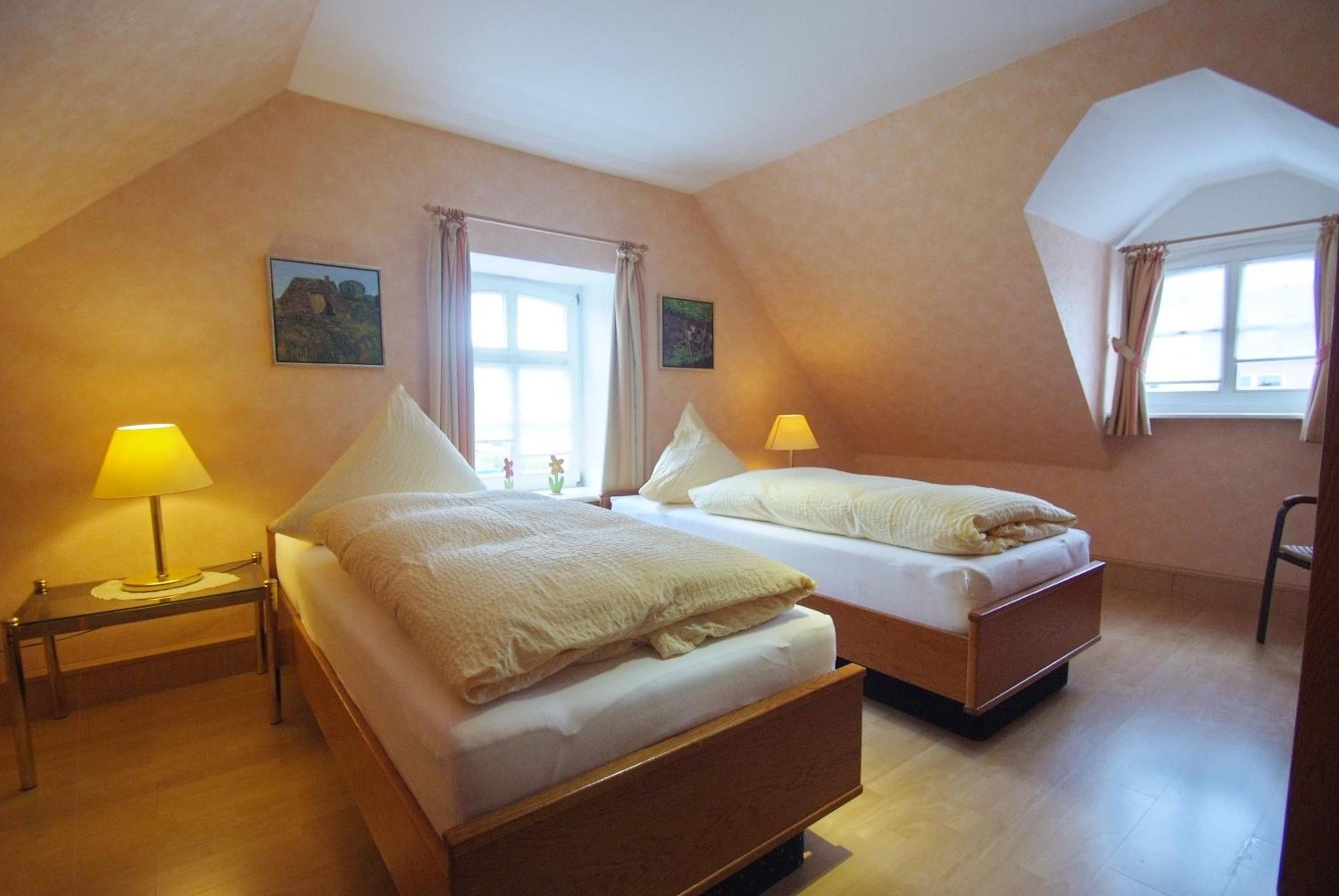 Deluxe Double or Twin Room photo 1