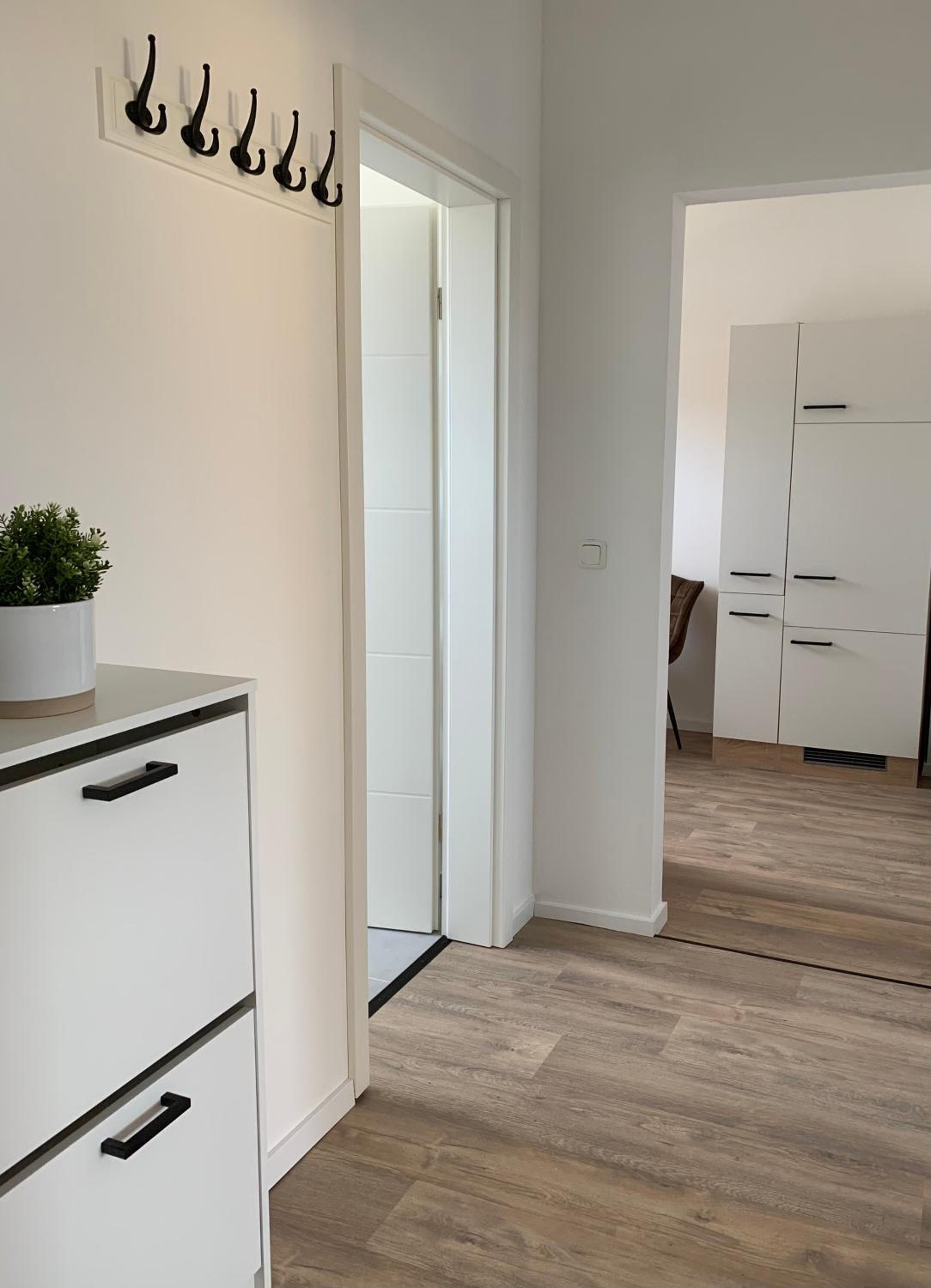 One-Bedroom Apartment photo 1