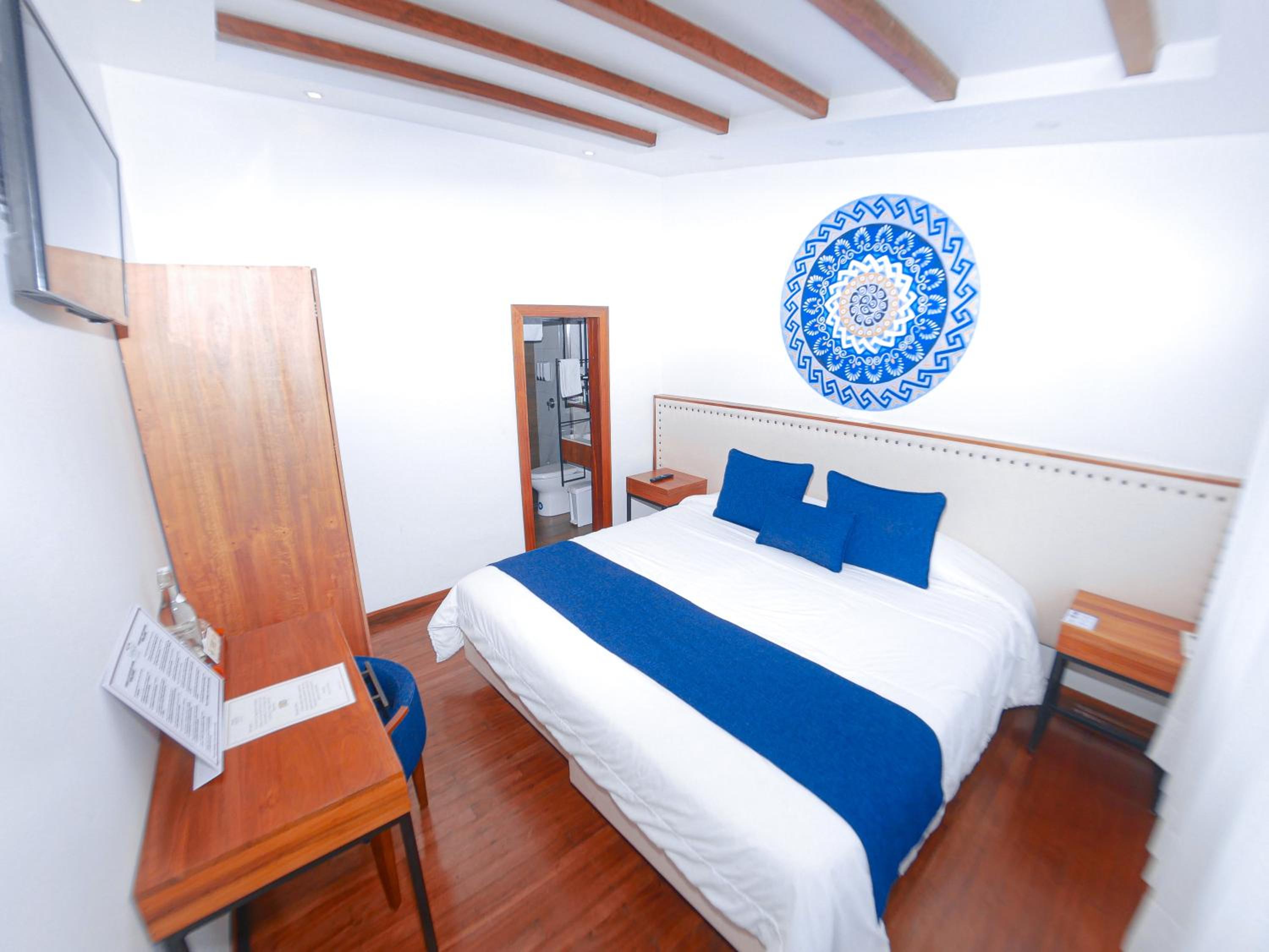 Deluxe Queen Room photo 3