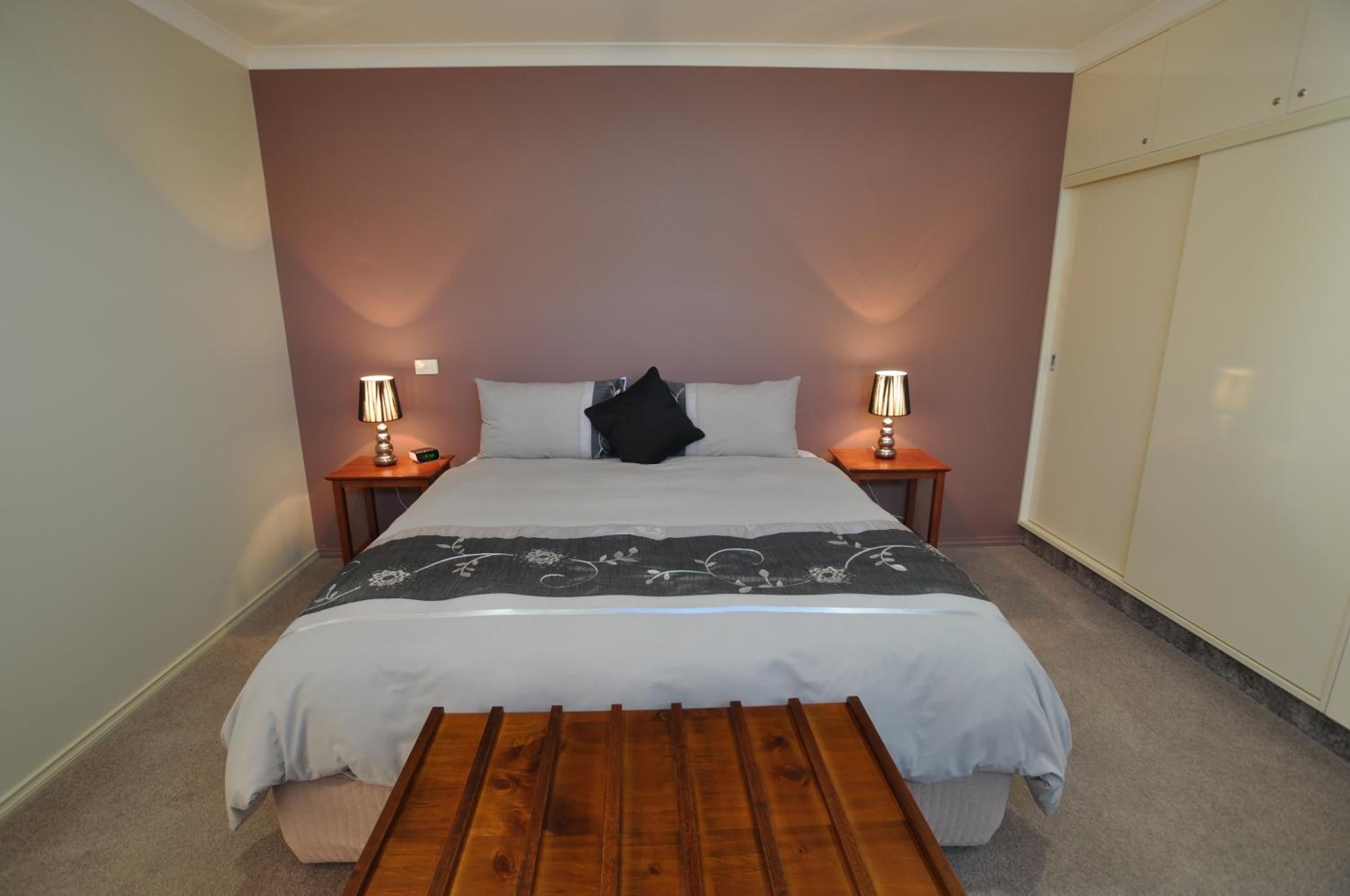King Suite with Spa Bath