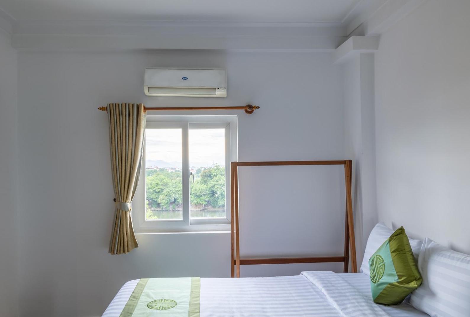 Twin Room with City View photo 3