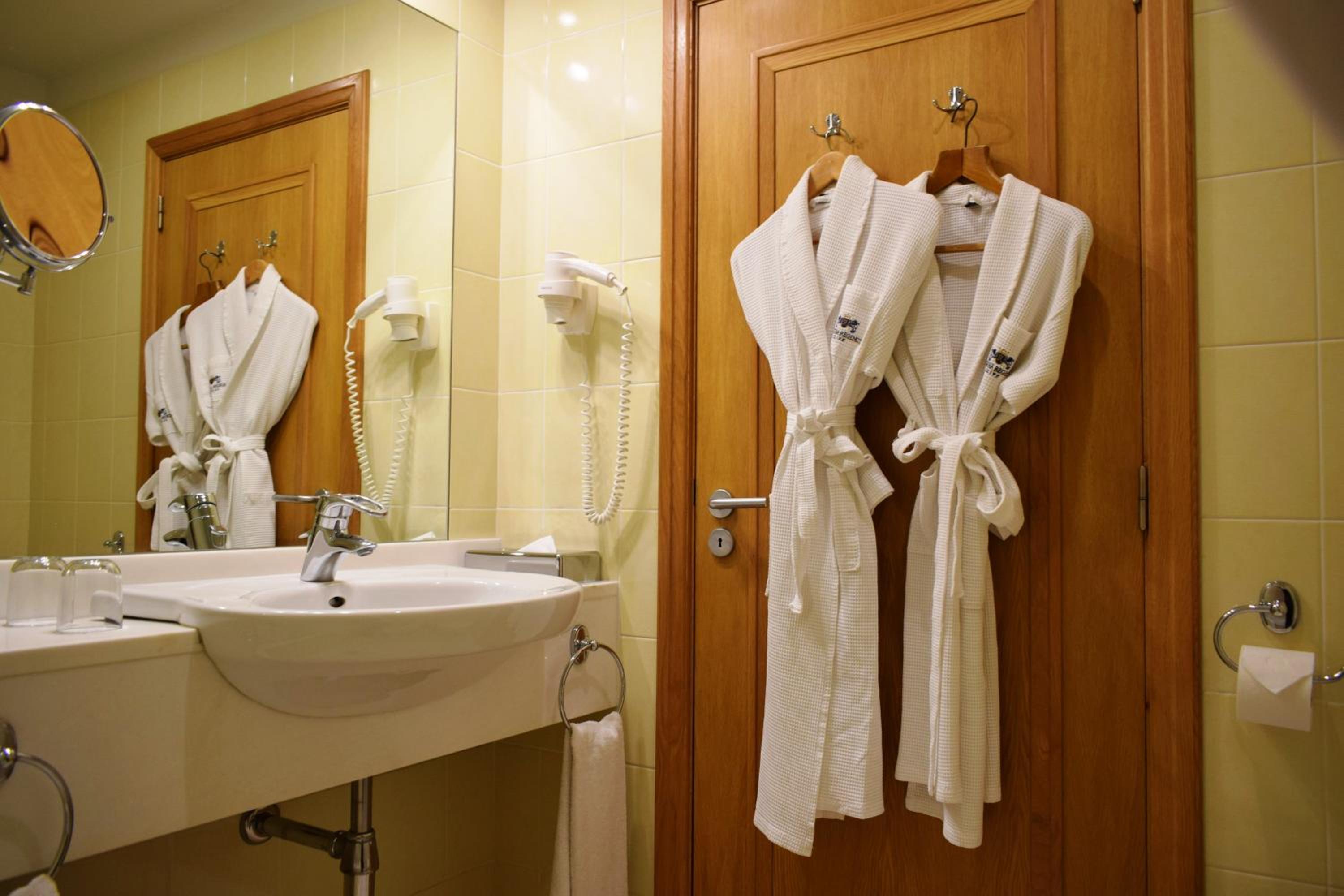 Superior Double or Twin Room with Sea View photo 2