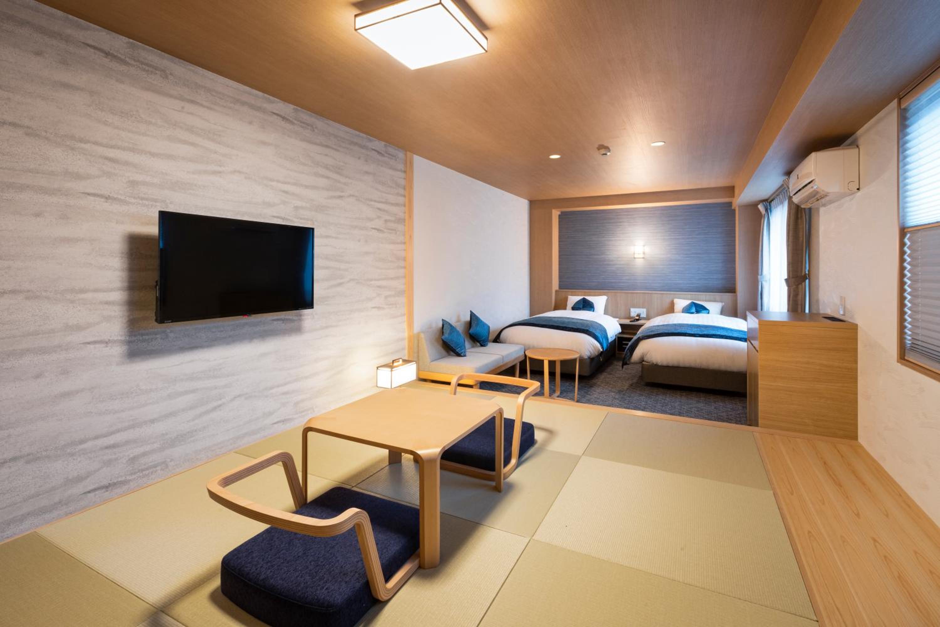 Superior Twin Room - Photo 1