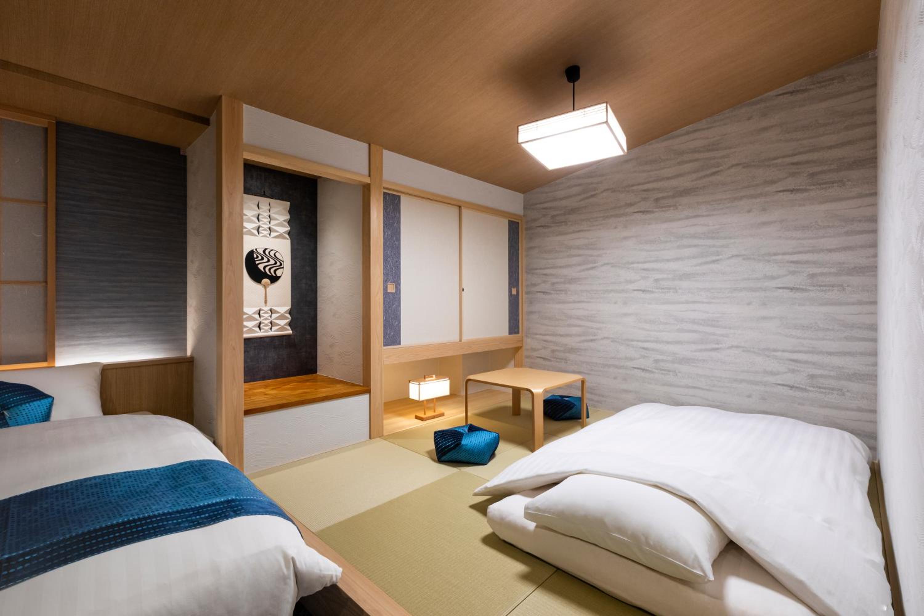 Deluxe Twin Room - Photo 12