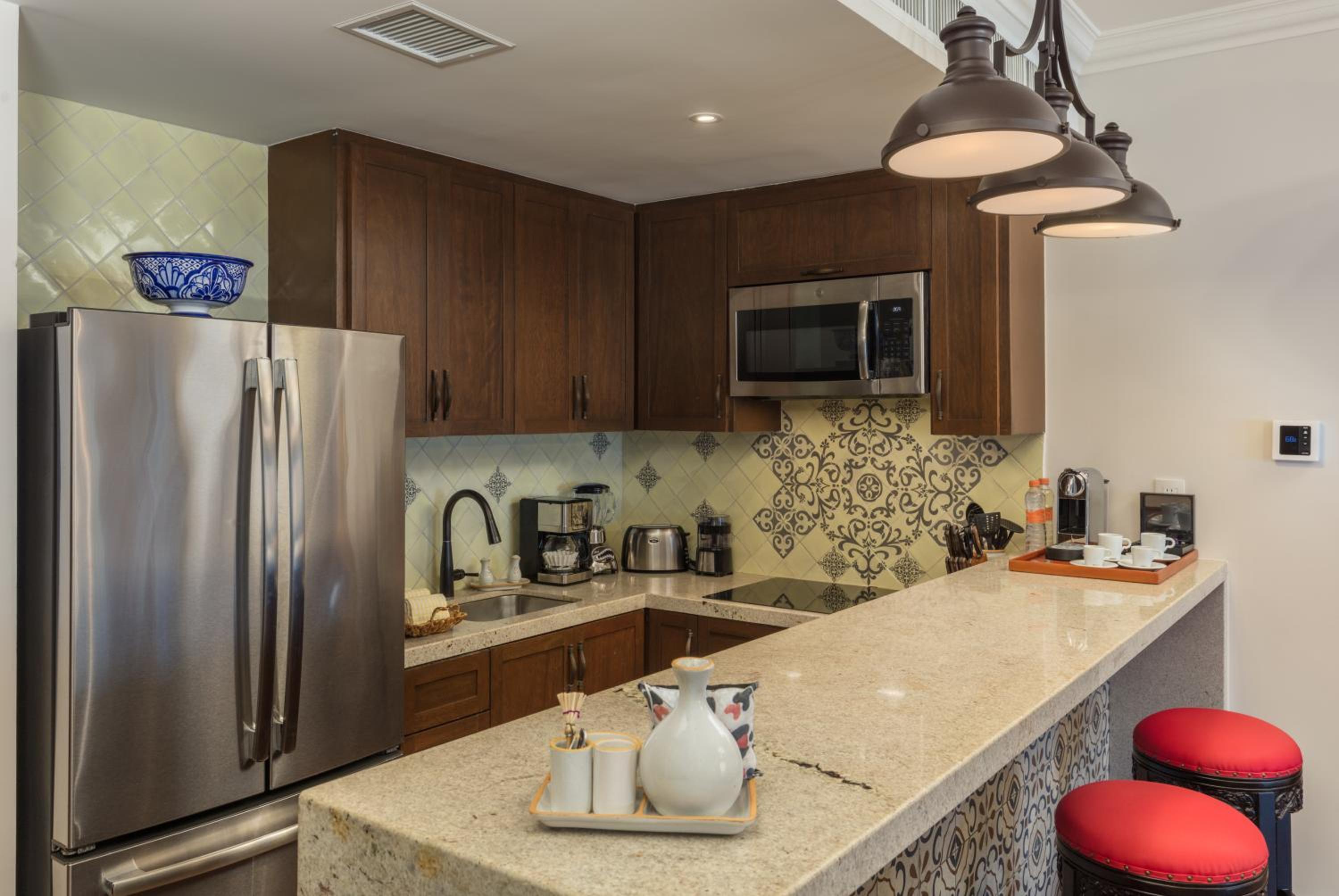 Two-Bedroom Suite - Photo 7