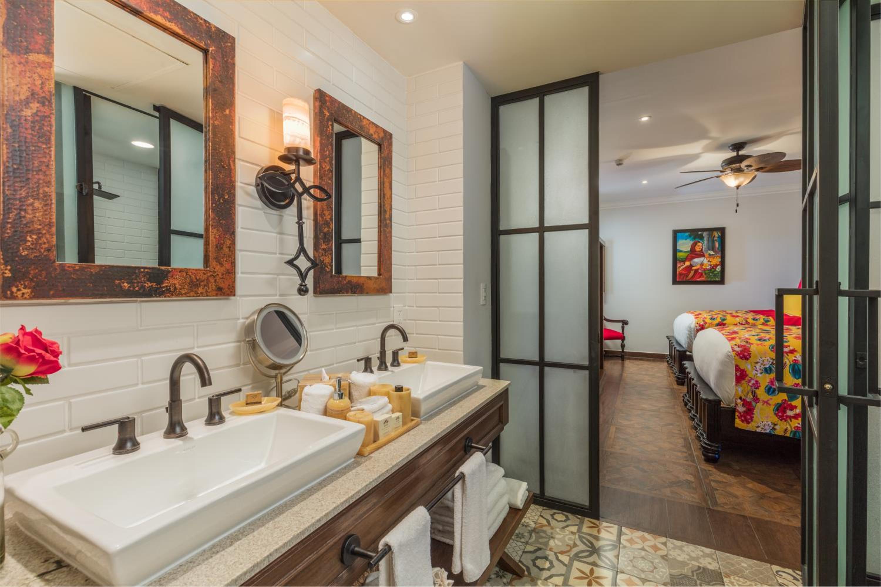Three-Bedroom Suite - Photo 8