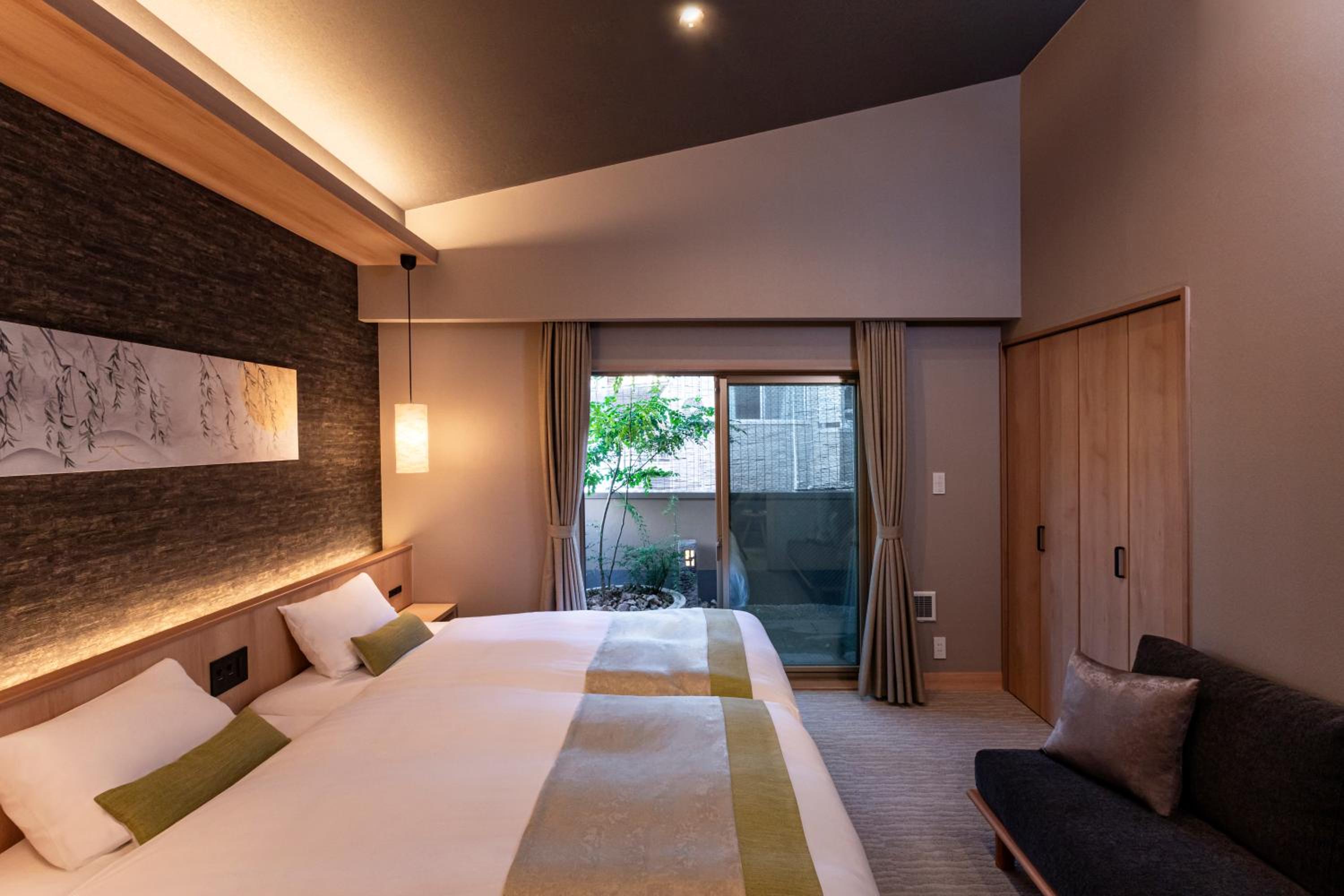 Deluxe Twin Room - Photo 8