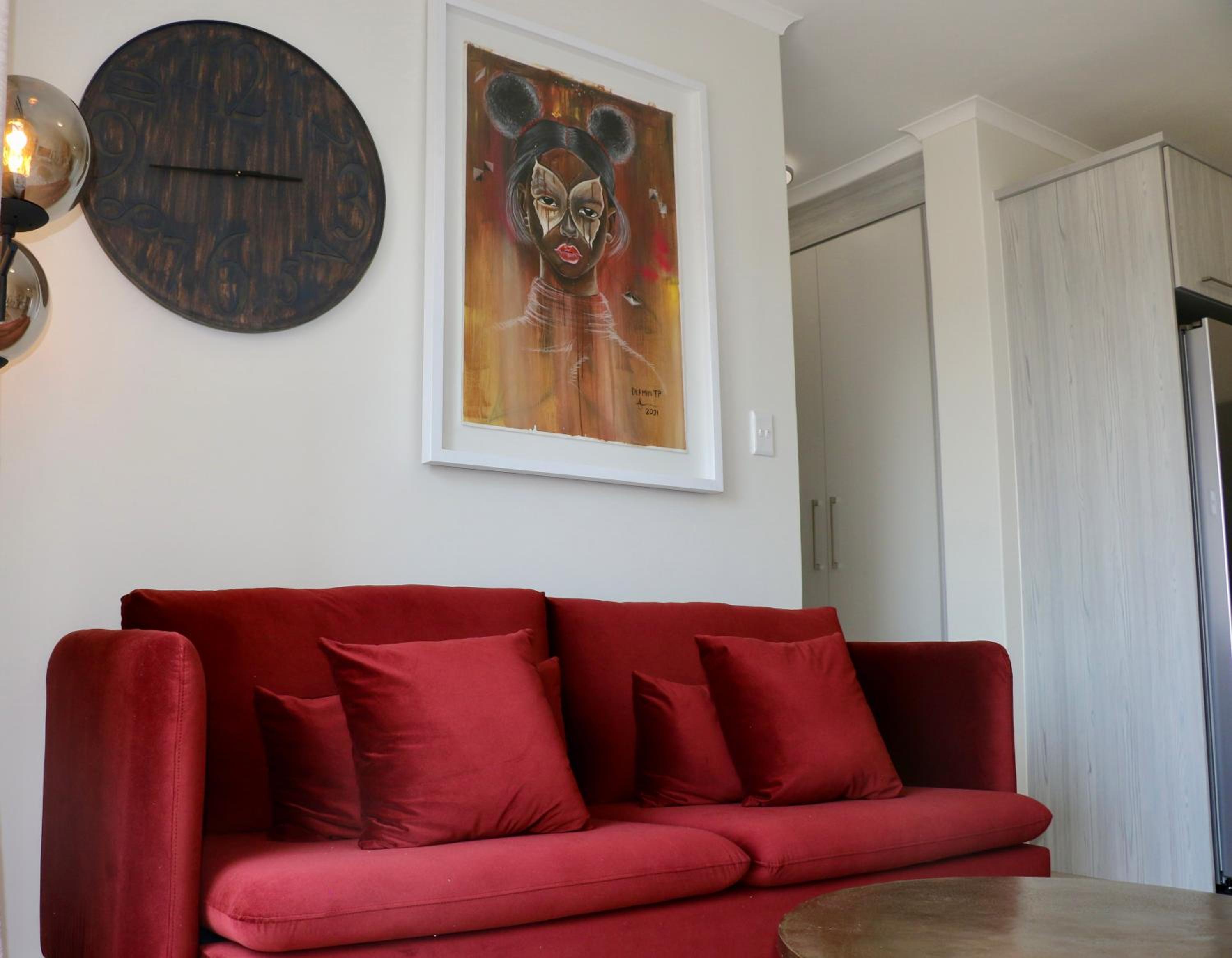 One-Bedroom Apartment photo 2