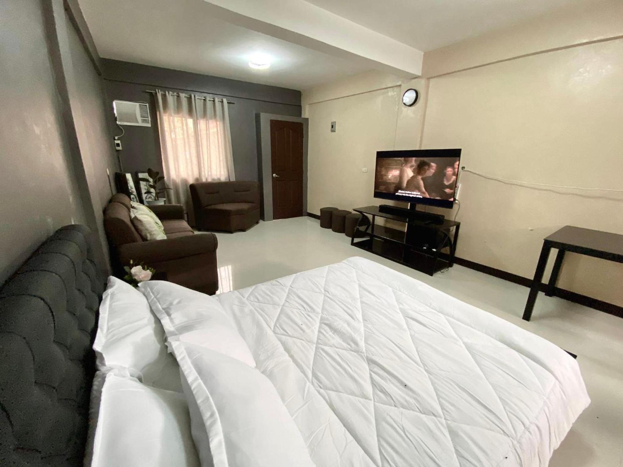Double or Twin Room with Shower