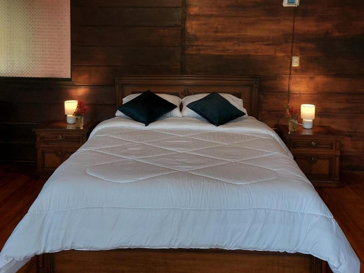 Triple Room with Private Bathroom