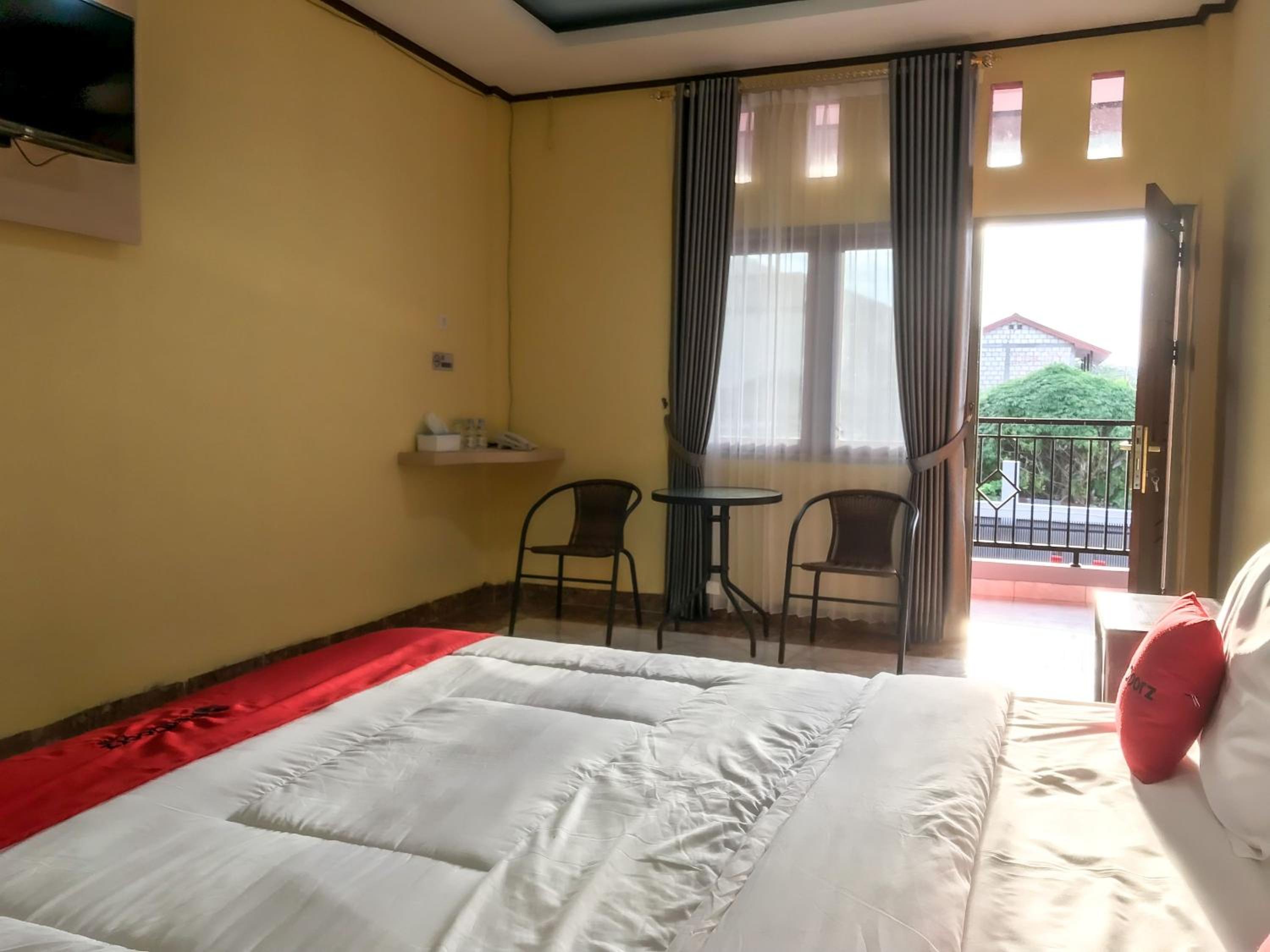 Economy Double Room photo 1