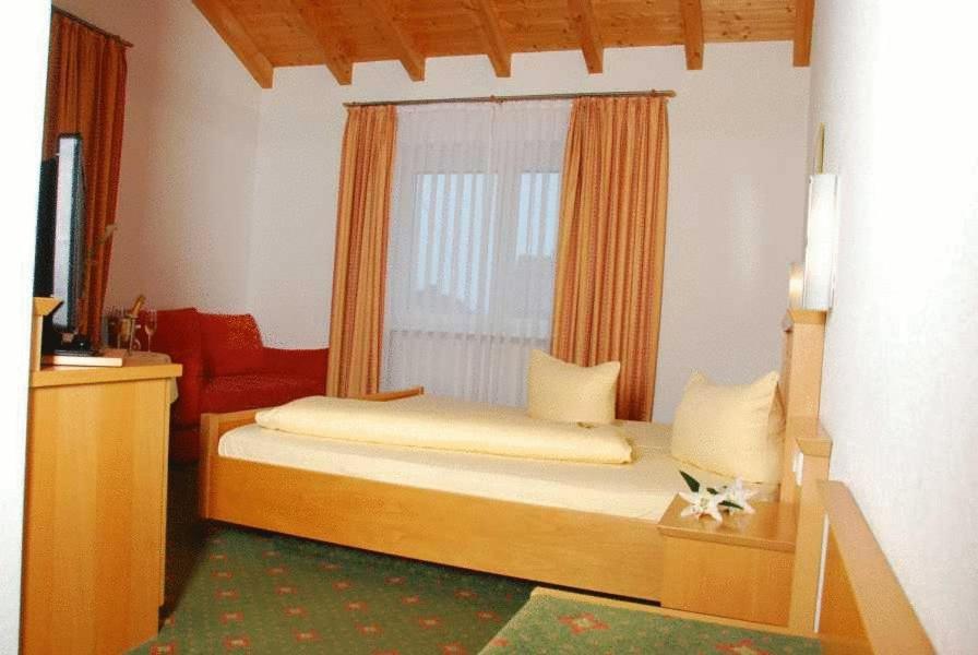 Single Room photo 2