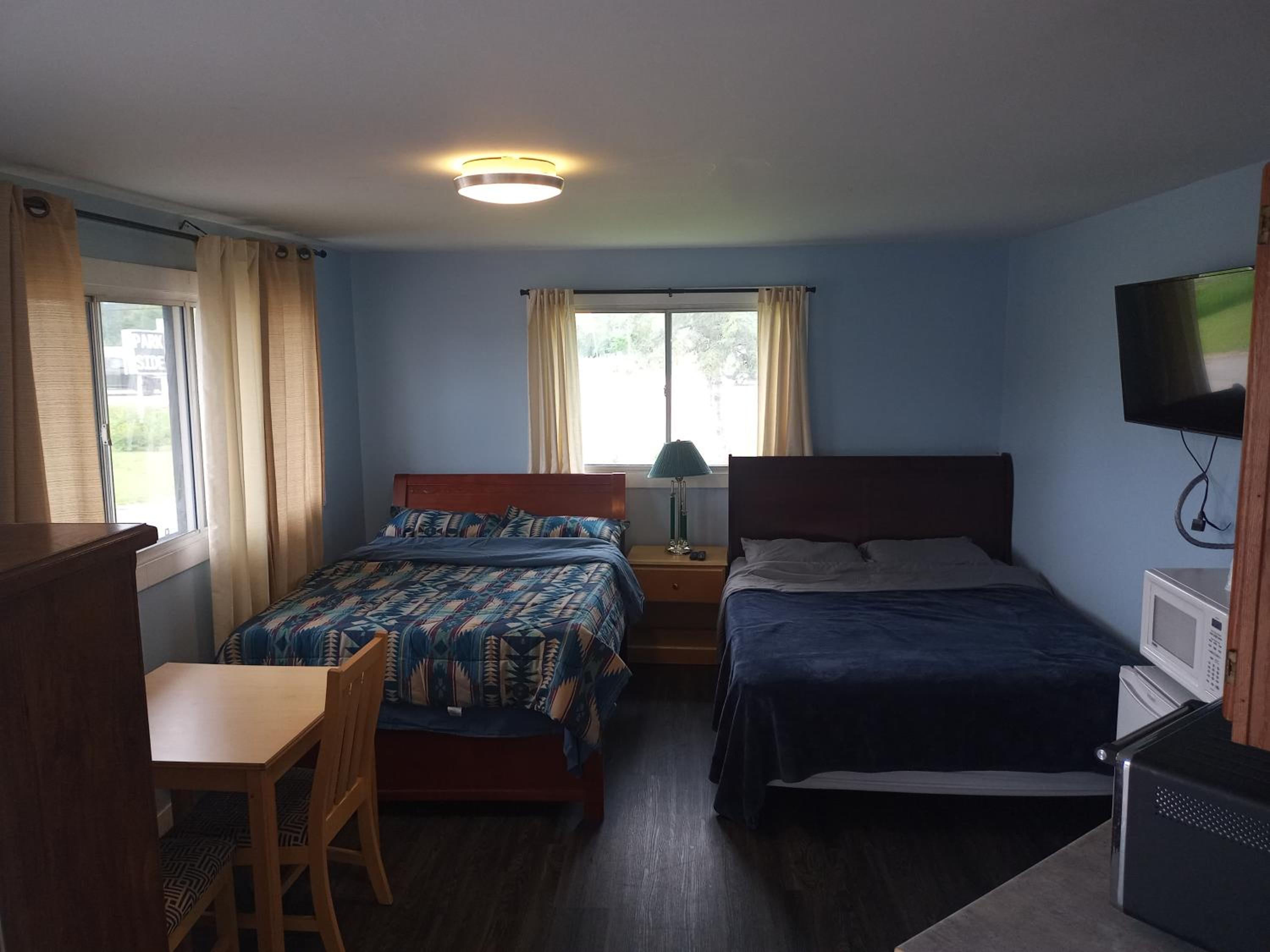 Queen Room photo 1