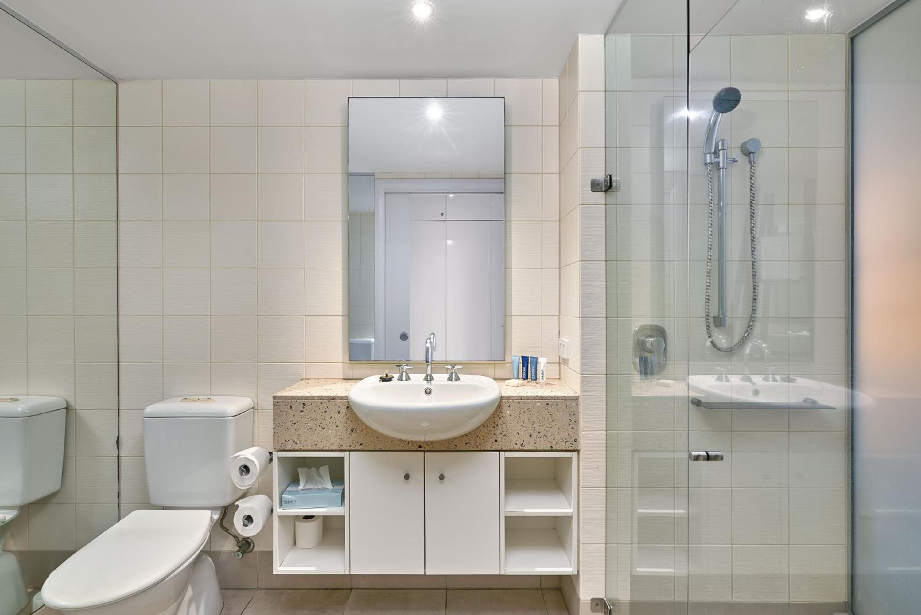 Studio Apartment photo 2