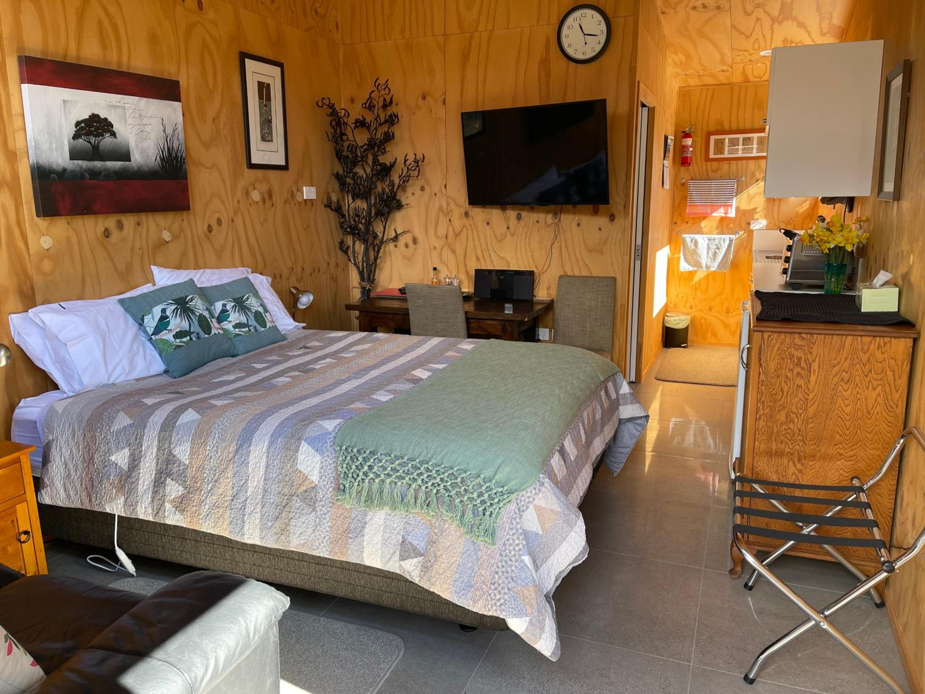 Studio Apartment photo 1