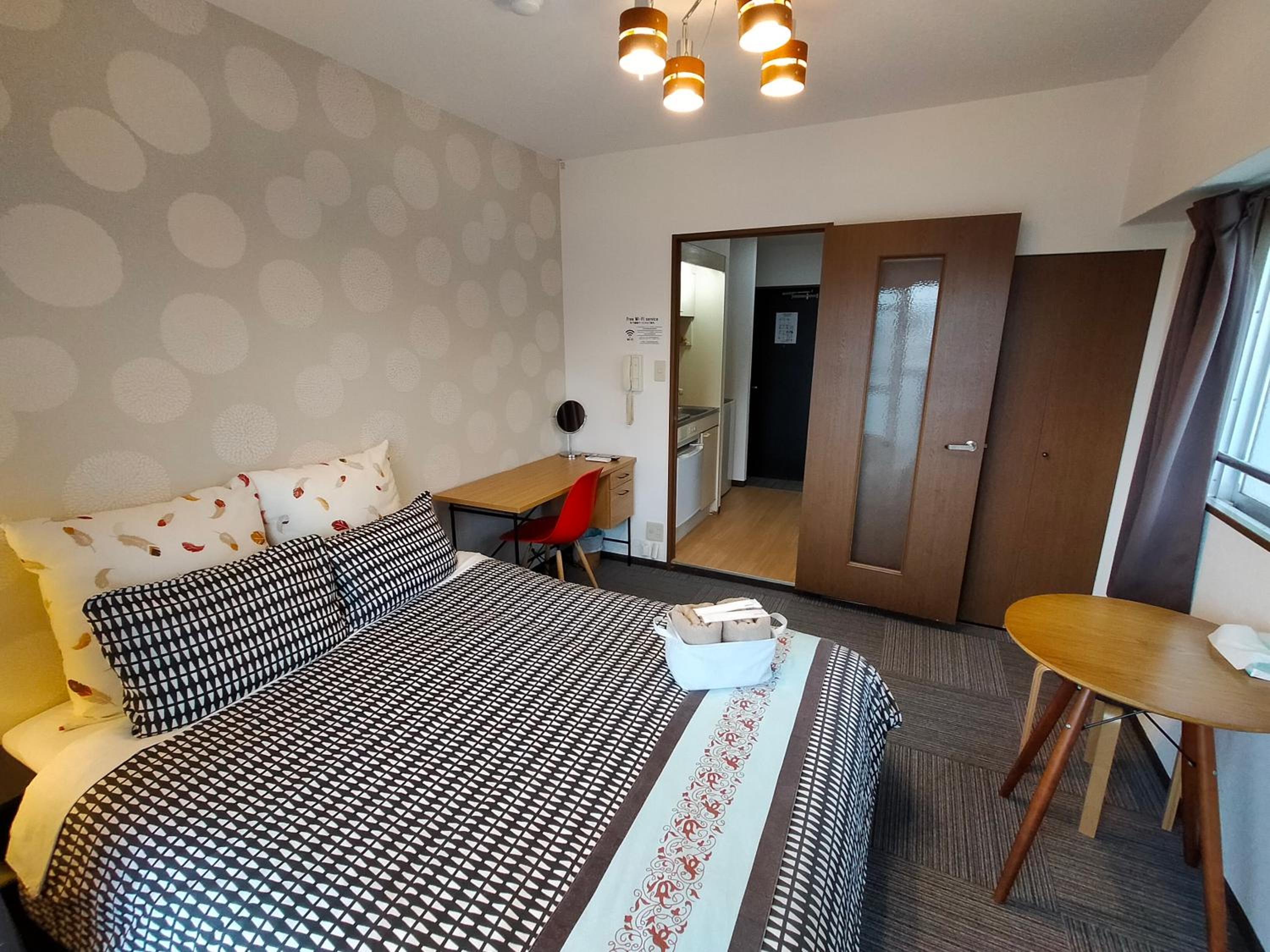 Standard Double Room 905 - Photo 2