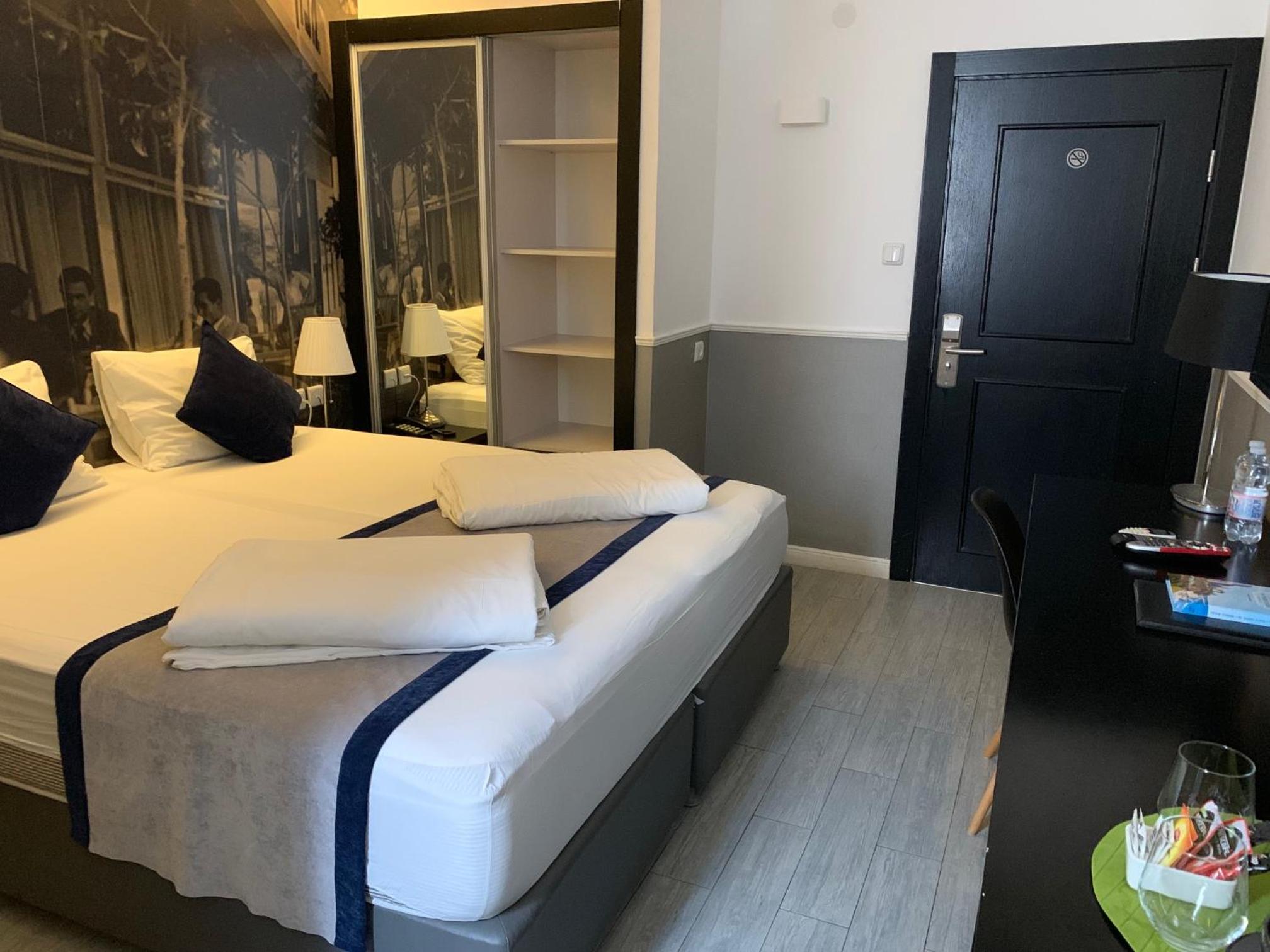 Classic Room
