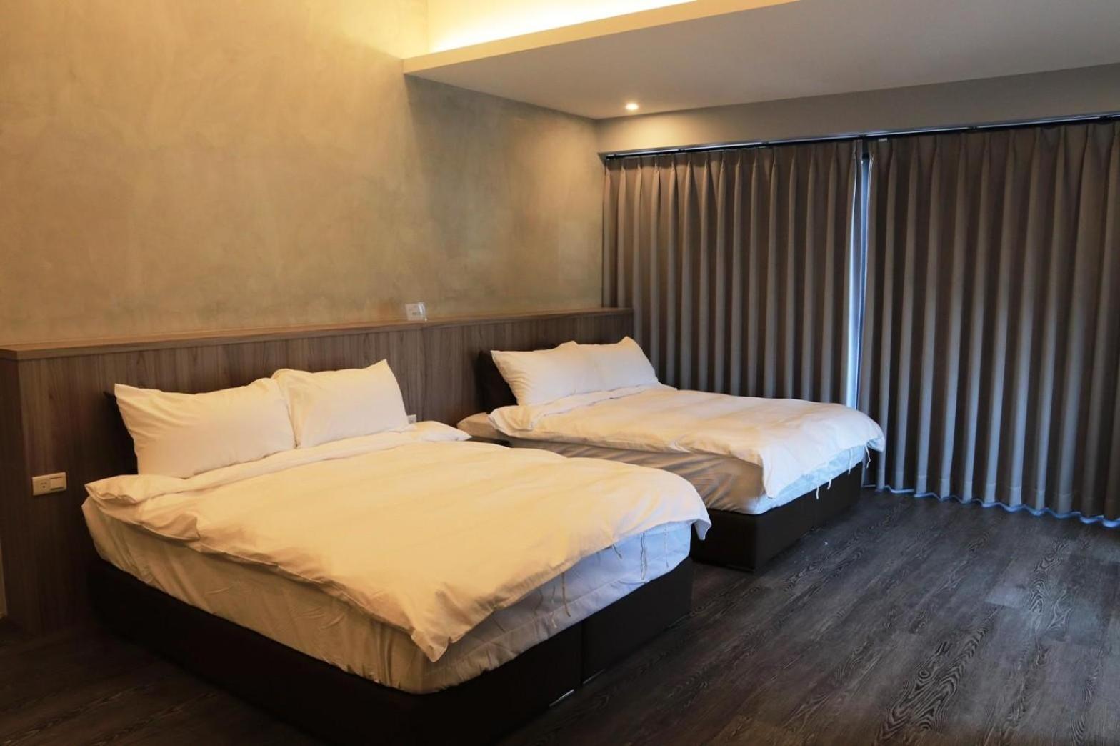 Twin Room with Balcony photo 3