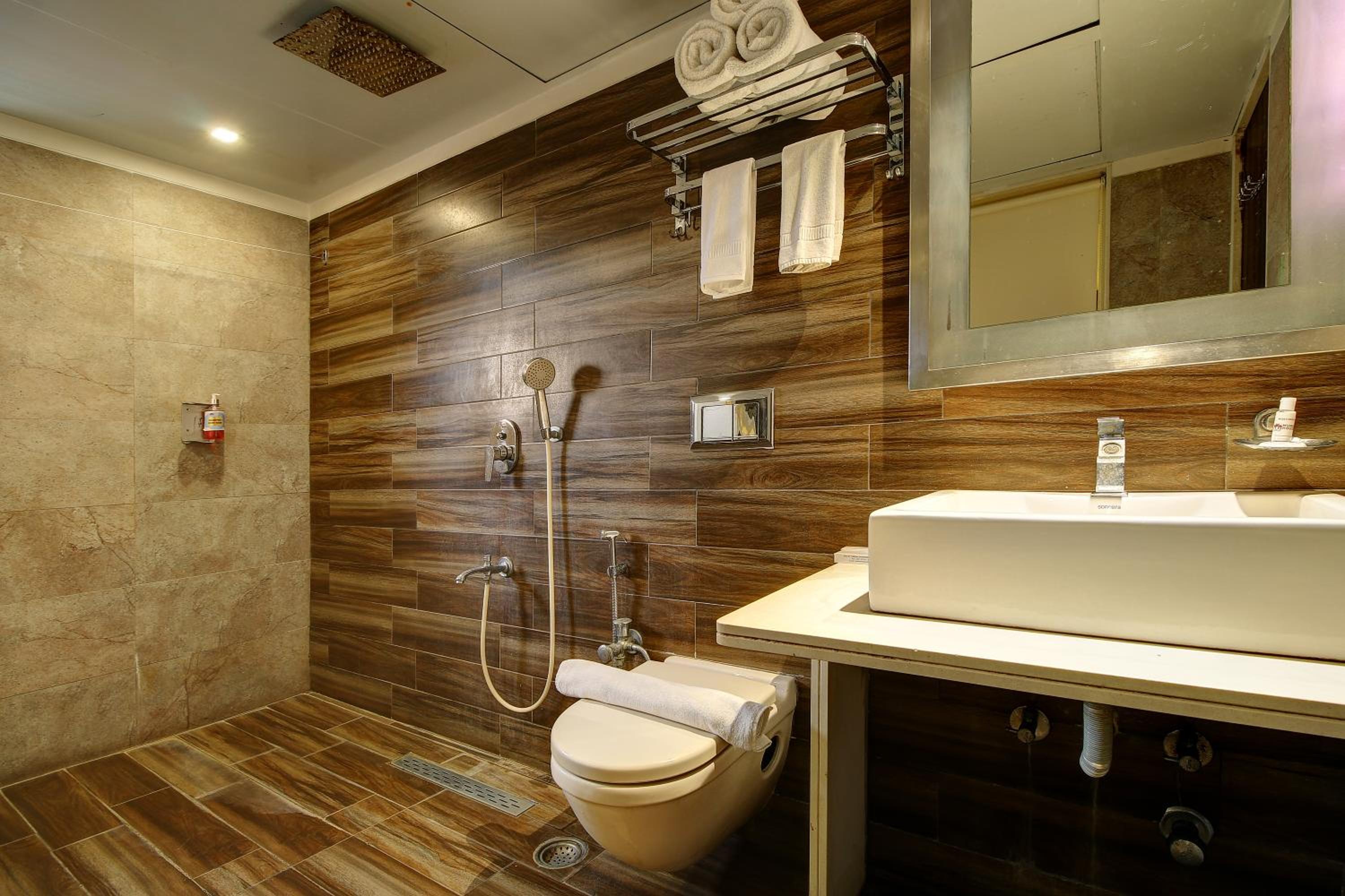 Family Suite - Photo 8