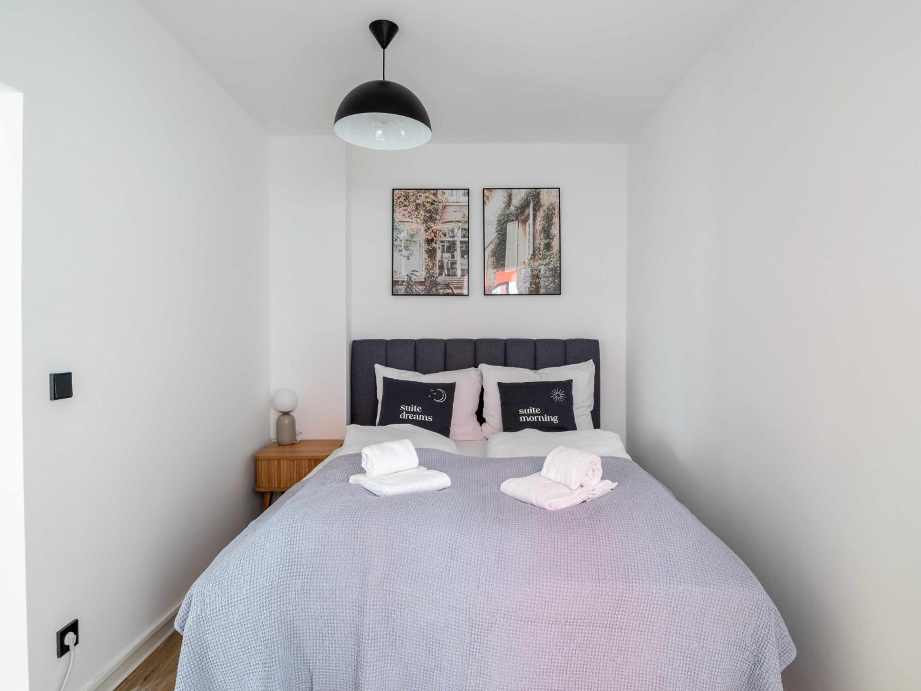 One-Bedroom Suite - Photo 1