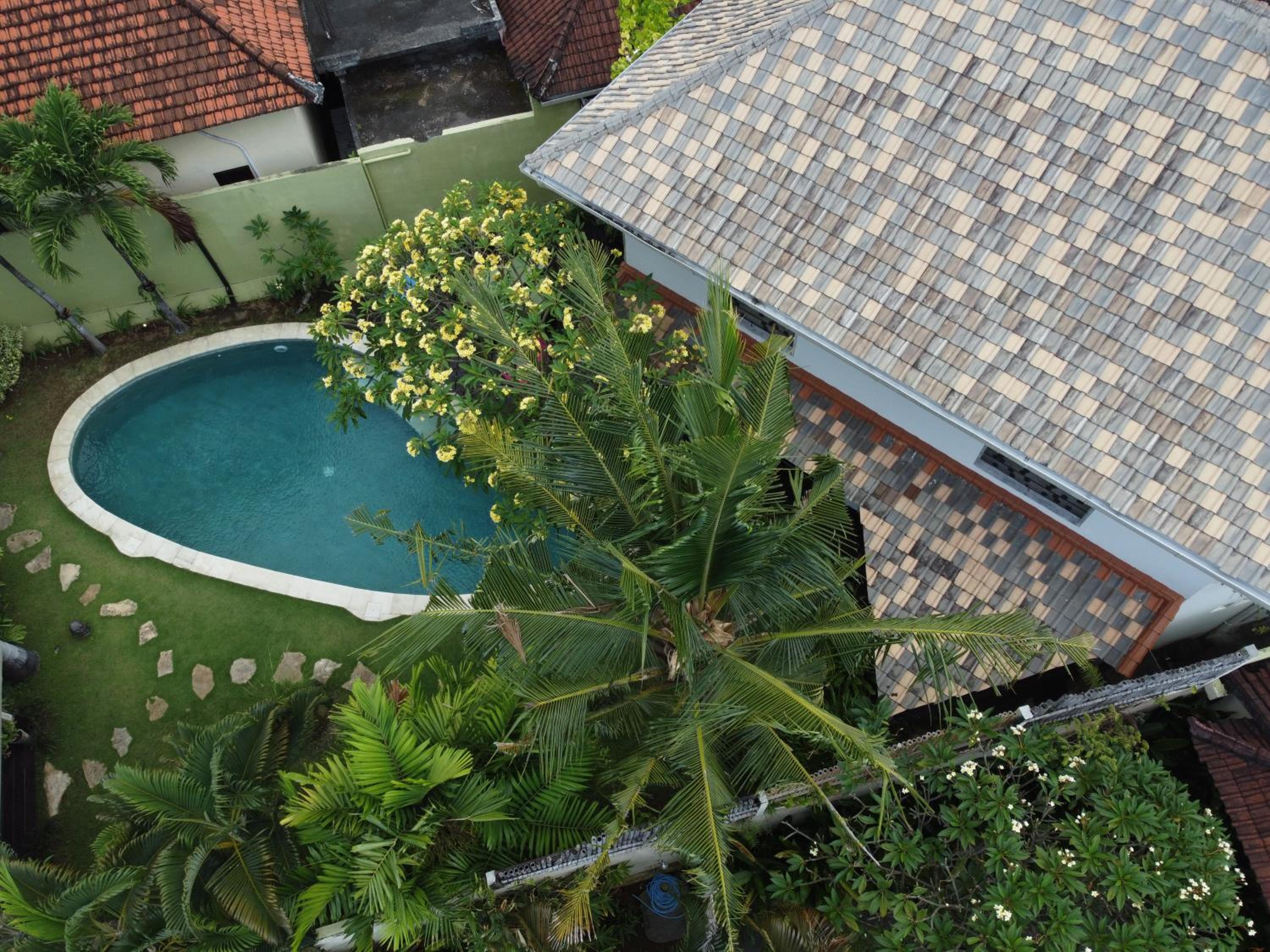 Three-Bedroom Villa - Photo 40