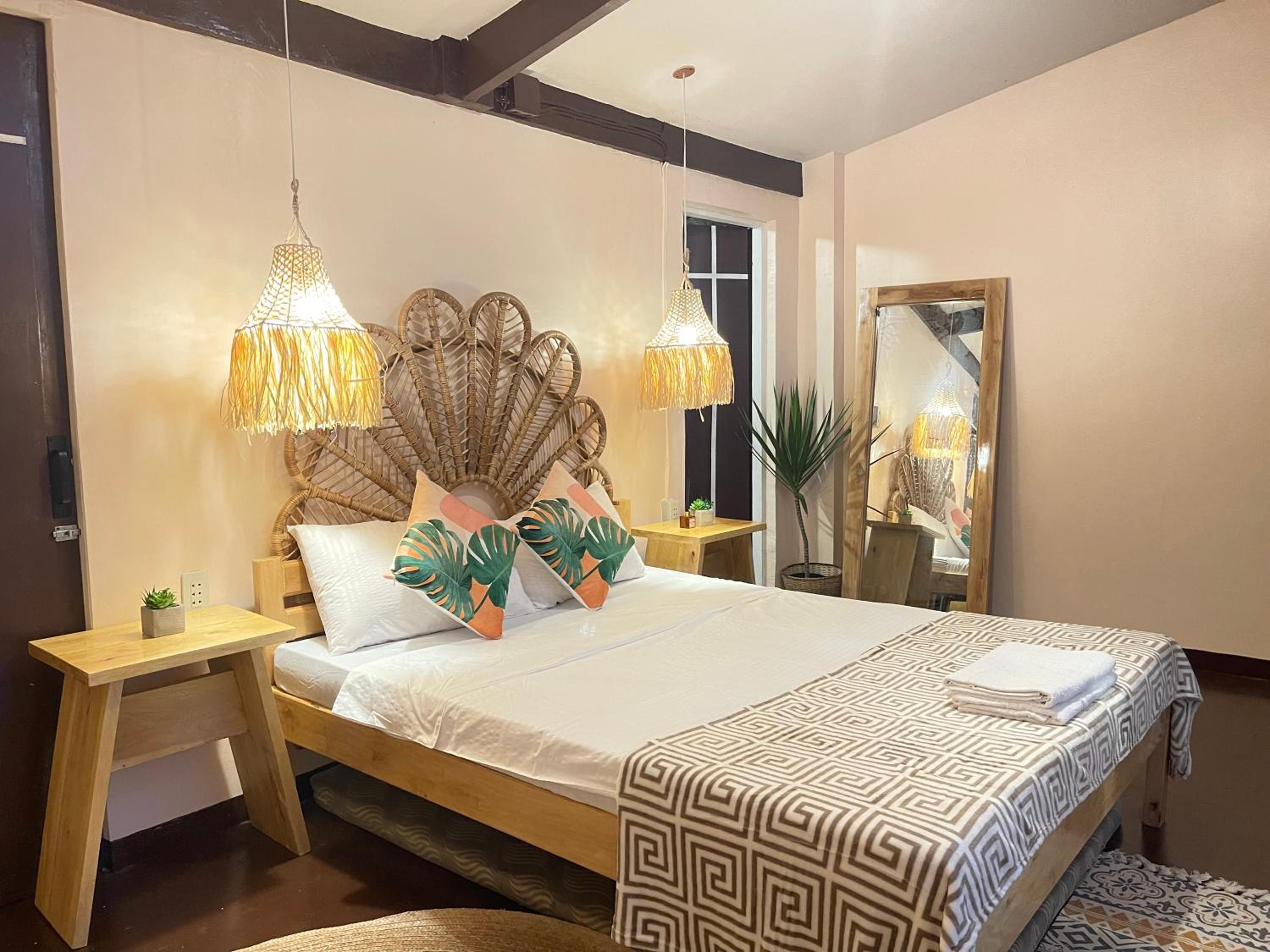 Double Room with Private Bathroom - Photo 5