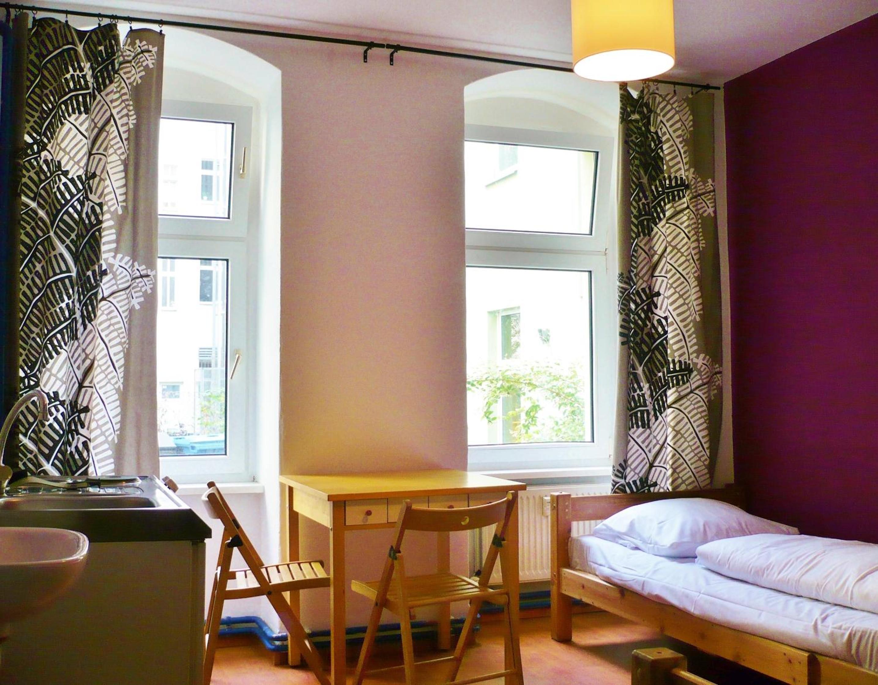 Twin Room With Shared Bathroom photo 1