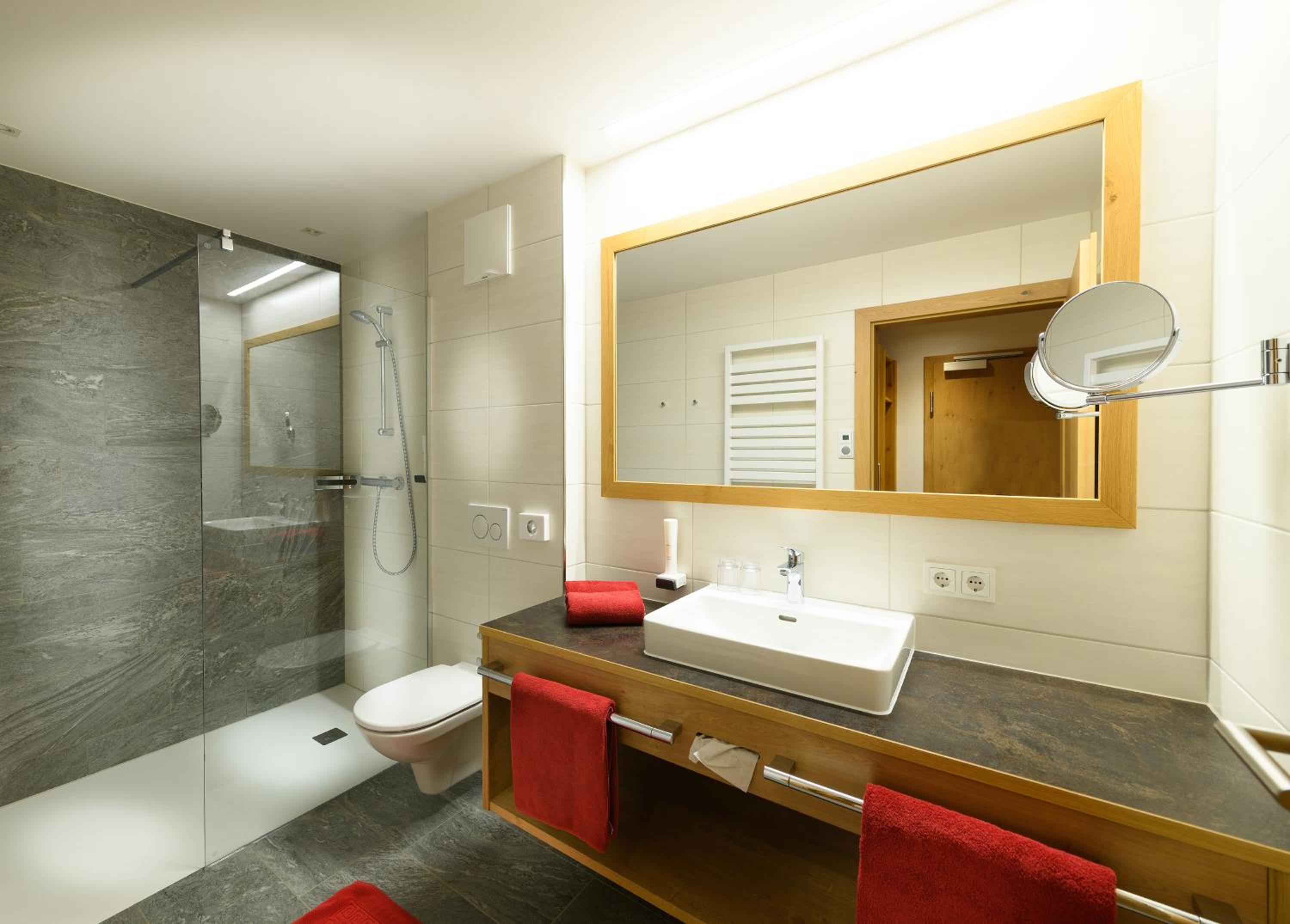Three-Bedroom Apartment - Photo 2