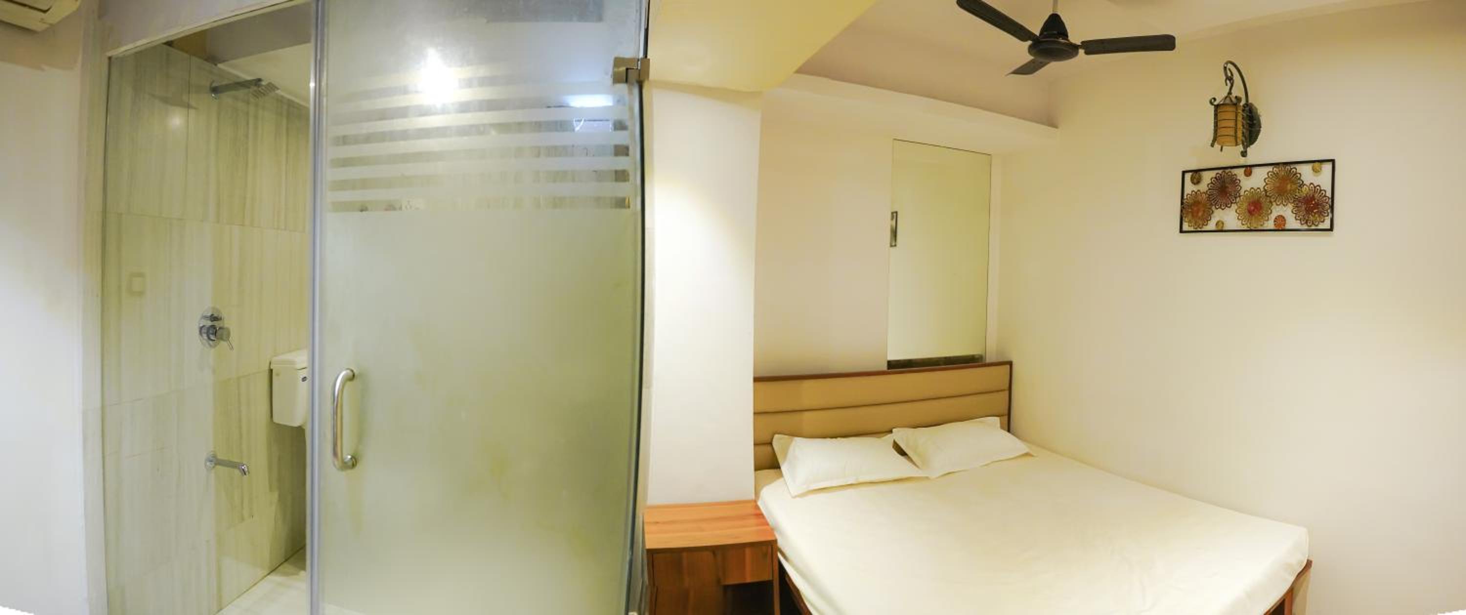 Standard Double Room photo 2