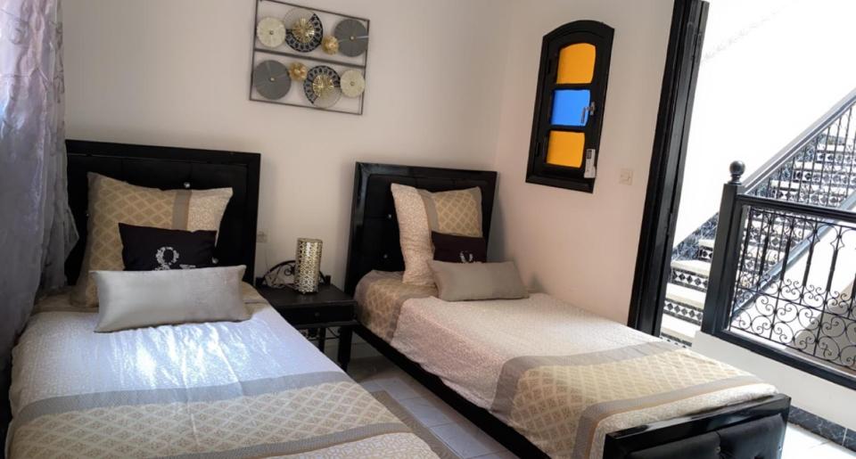 Four-Bedroom House - Photo 35