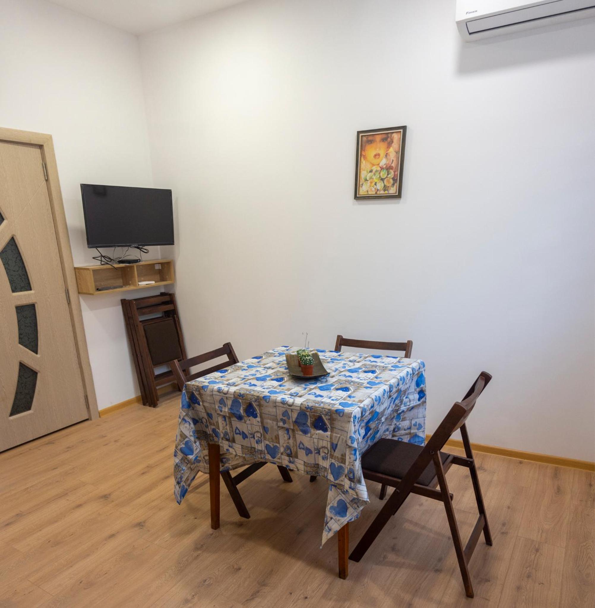 Two-Bedroom Villa - Photo 9