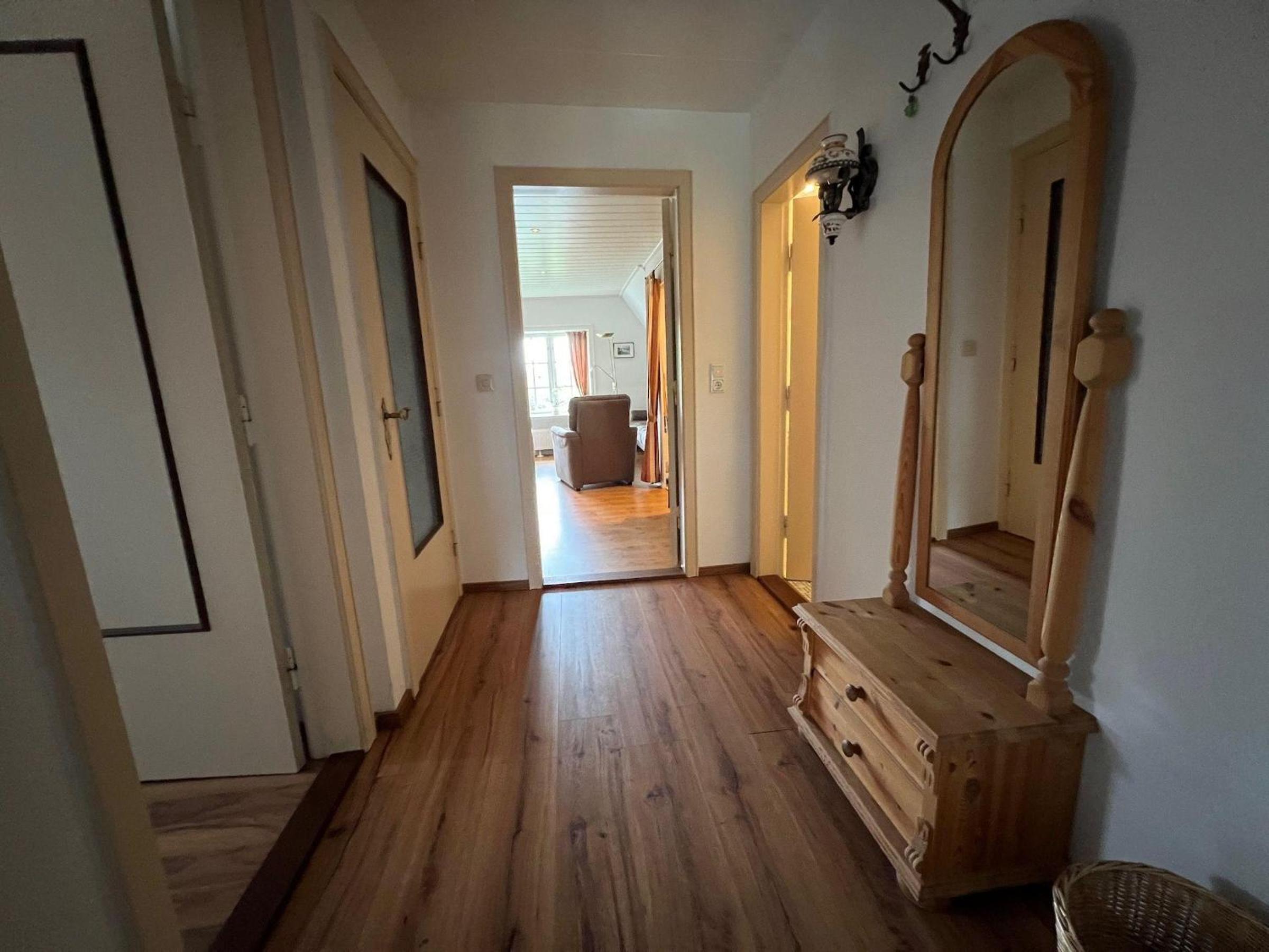 Apartment photo 3