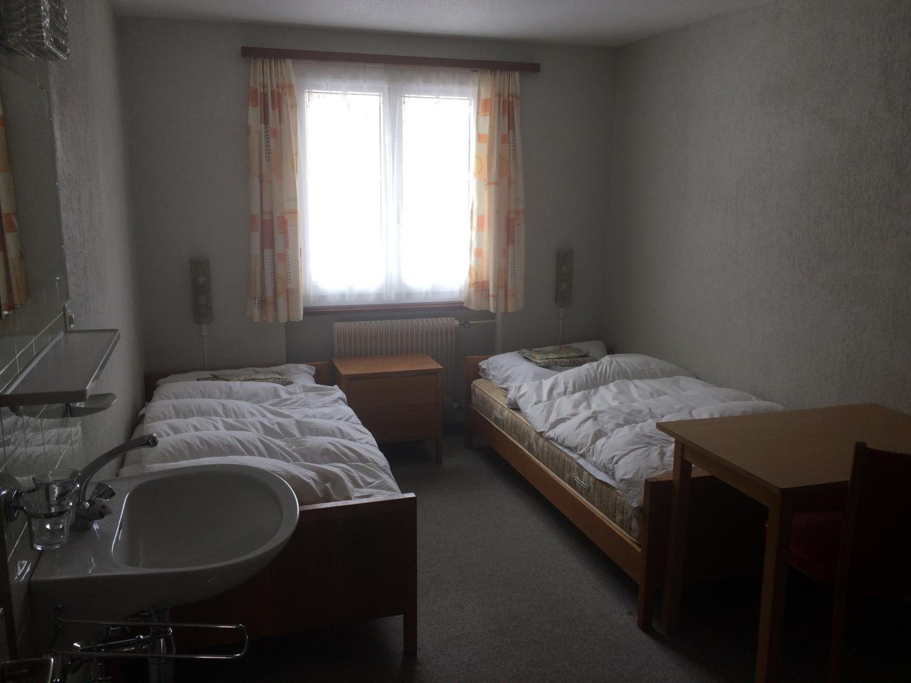 Standard Twin Room with Shared Bathroom