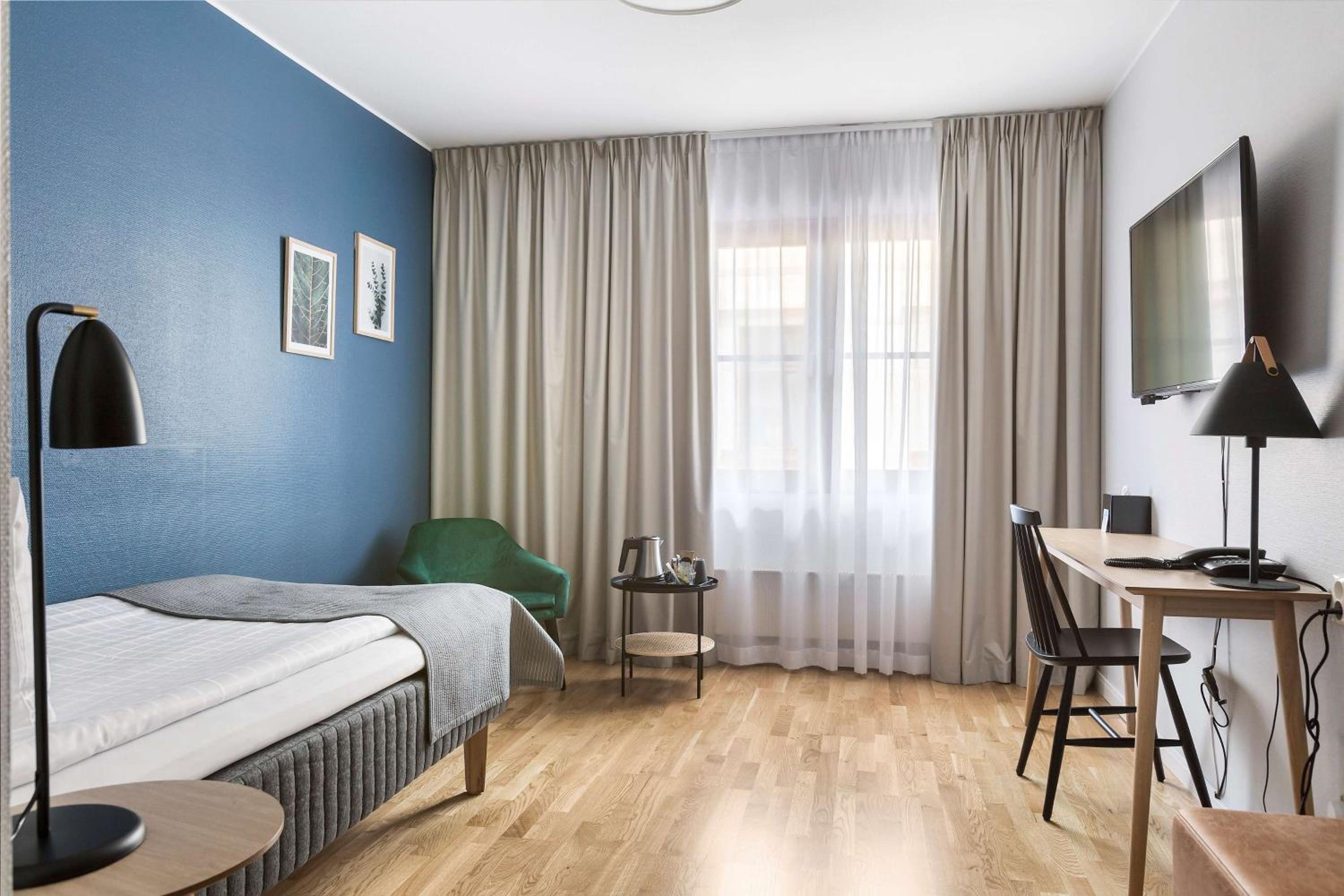 Single Room photo 2